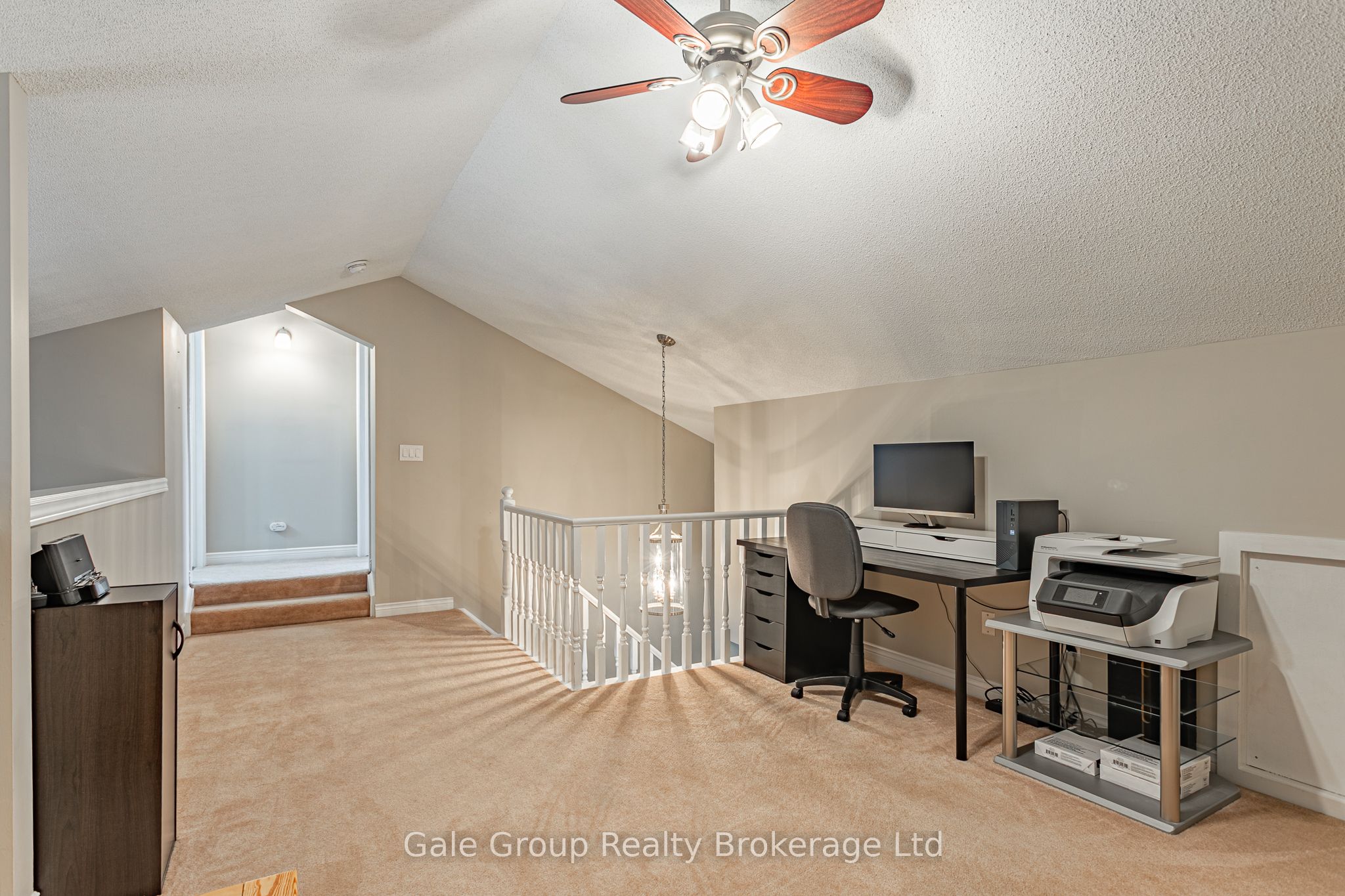 94 Greentrail Drive Property Photo 24