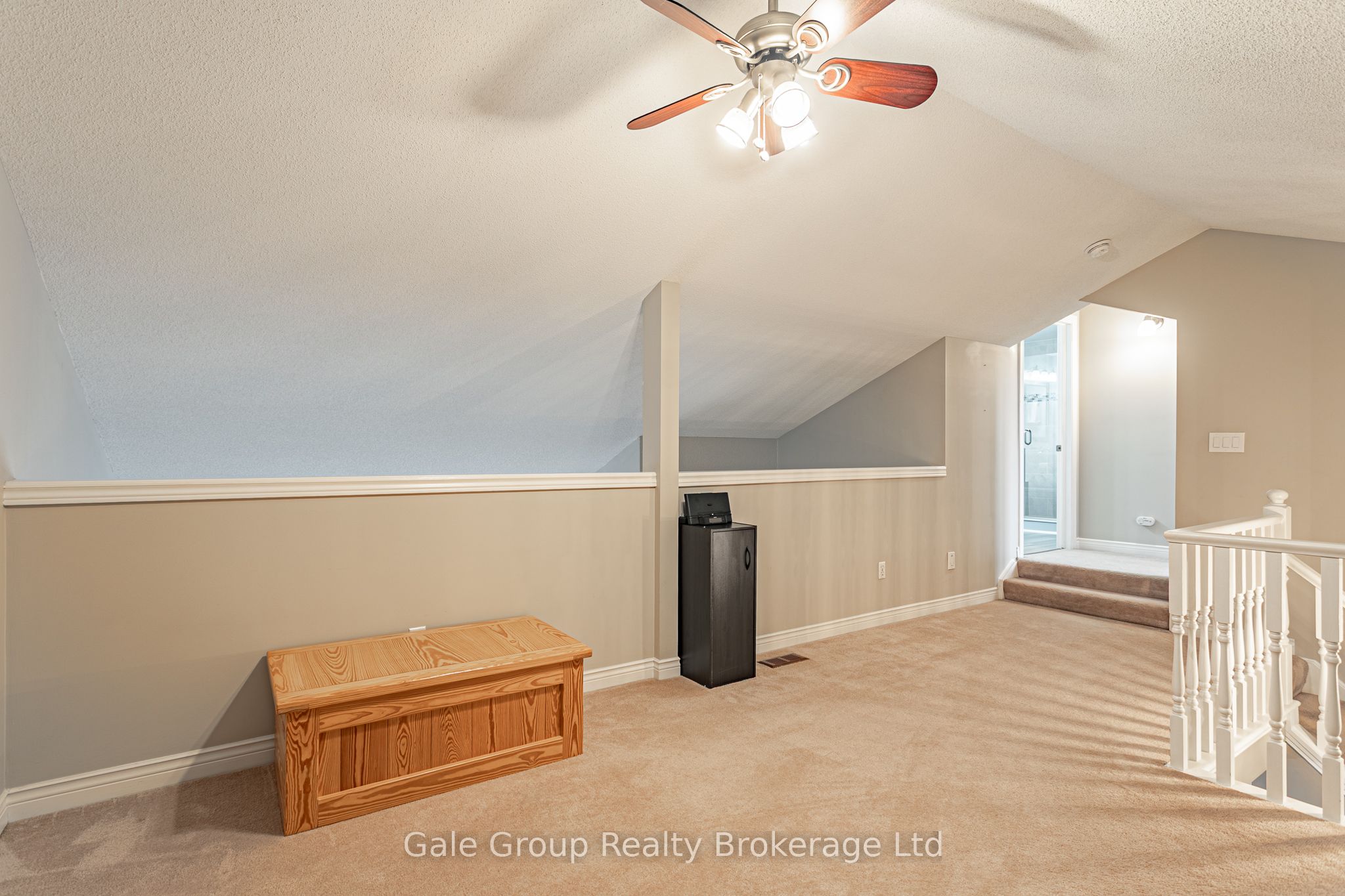 94 Greentrail Drive Property Photo 25