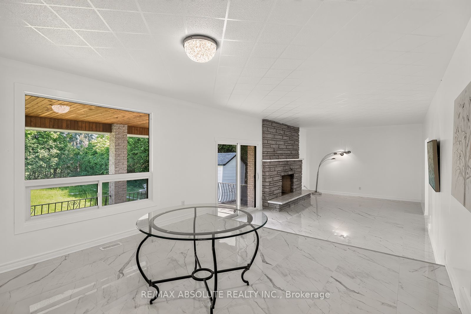 1444 Normandy Crescent Property Photo 15