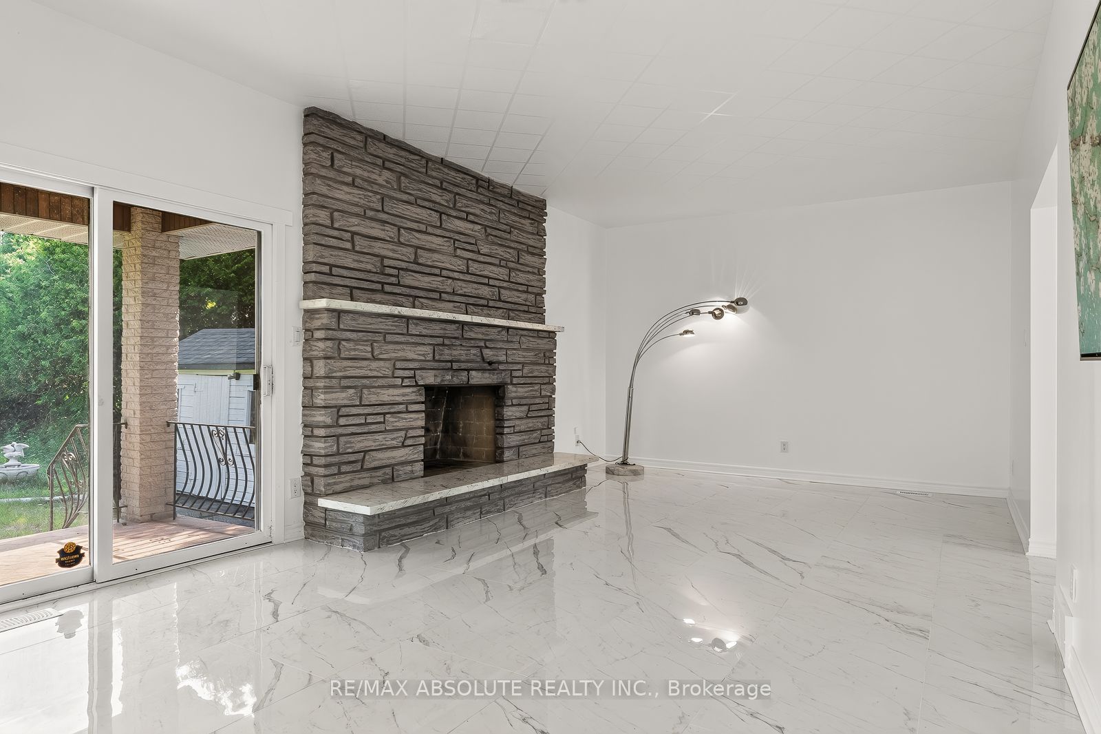 1444 Normandy Crescent Property Photo 18