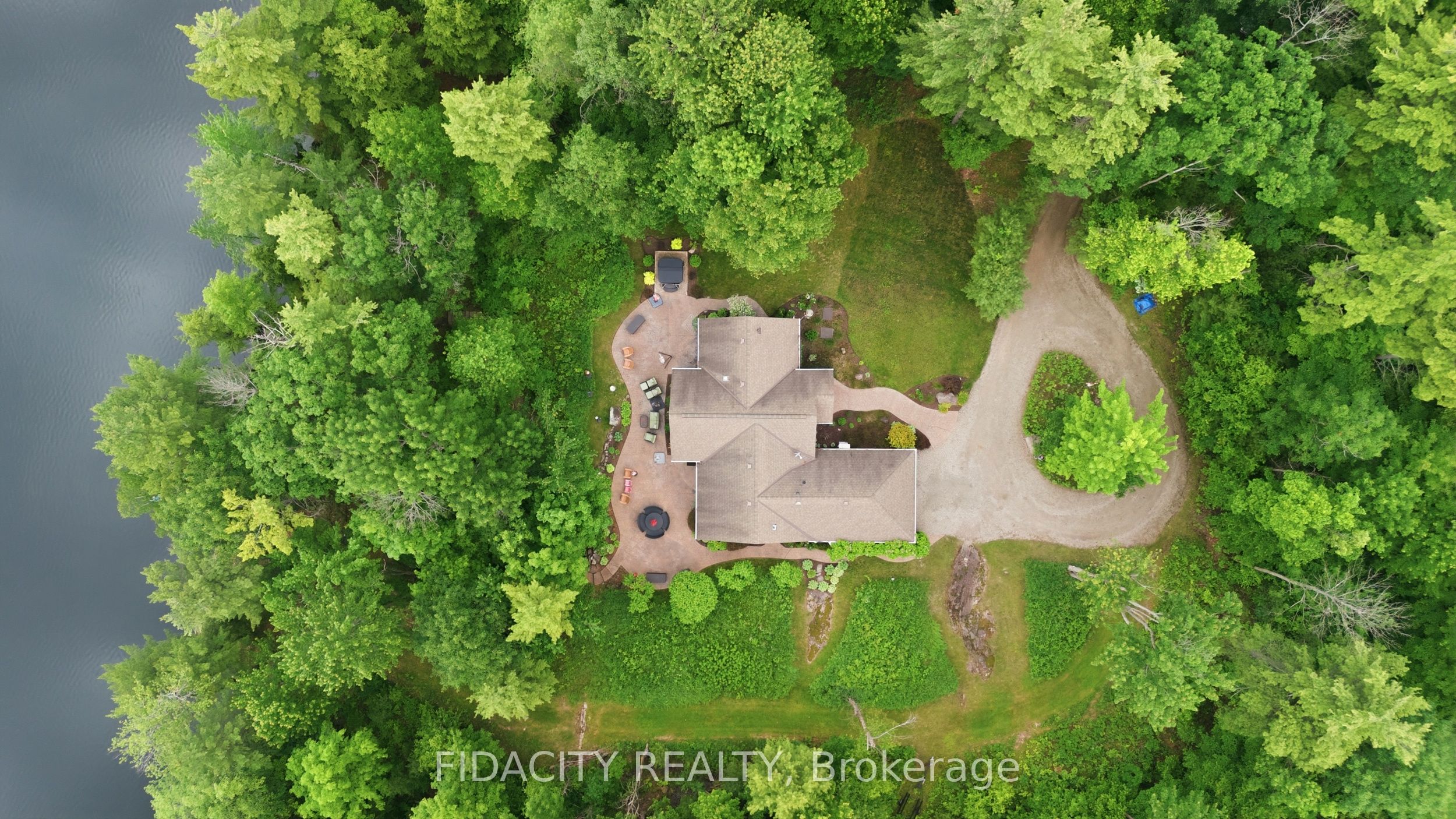 1492 Devil Lake Road Property Photo 5