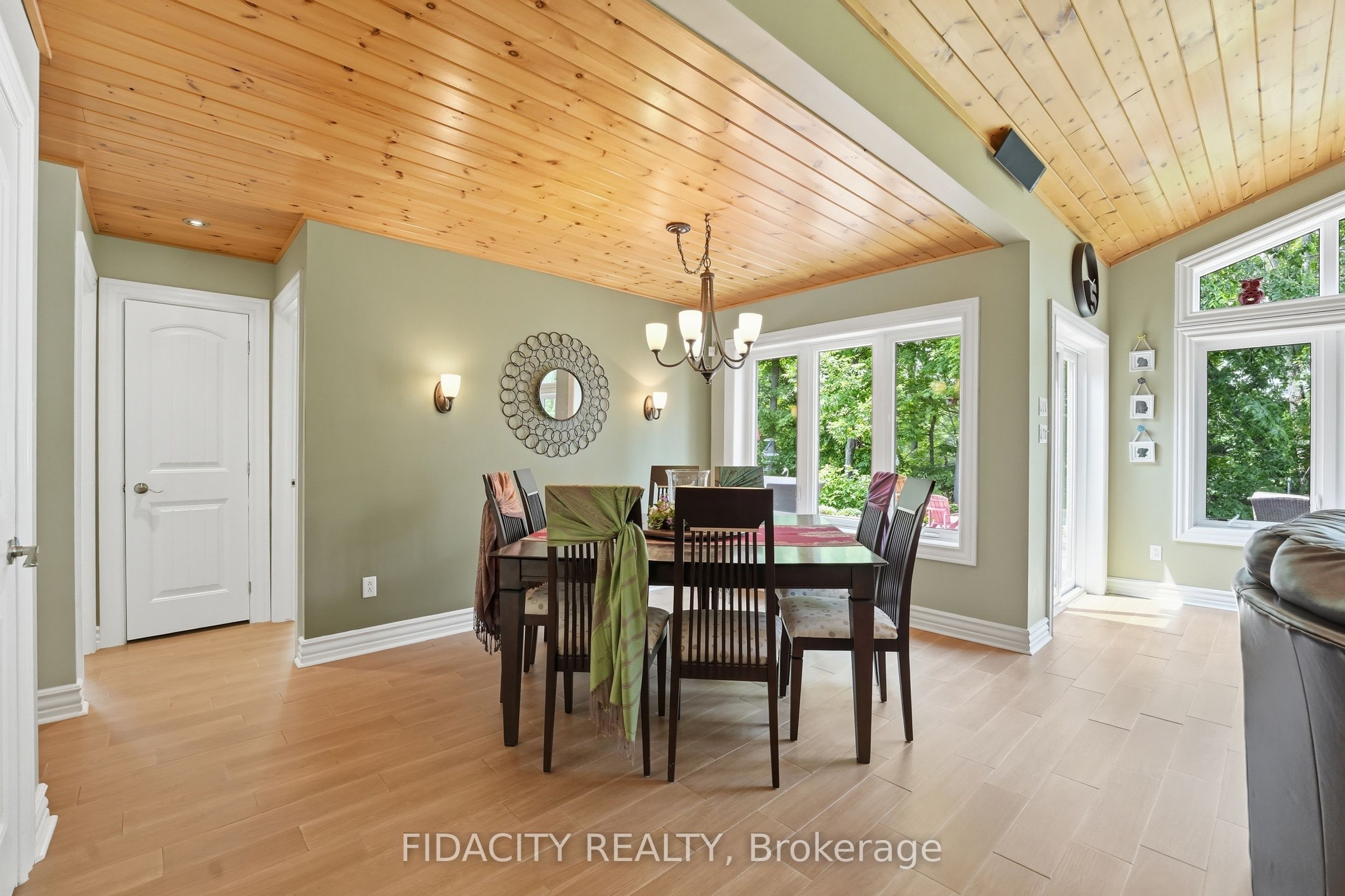 1492 Devil Lake Road Property Photo 21