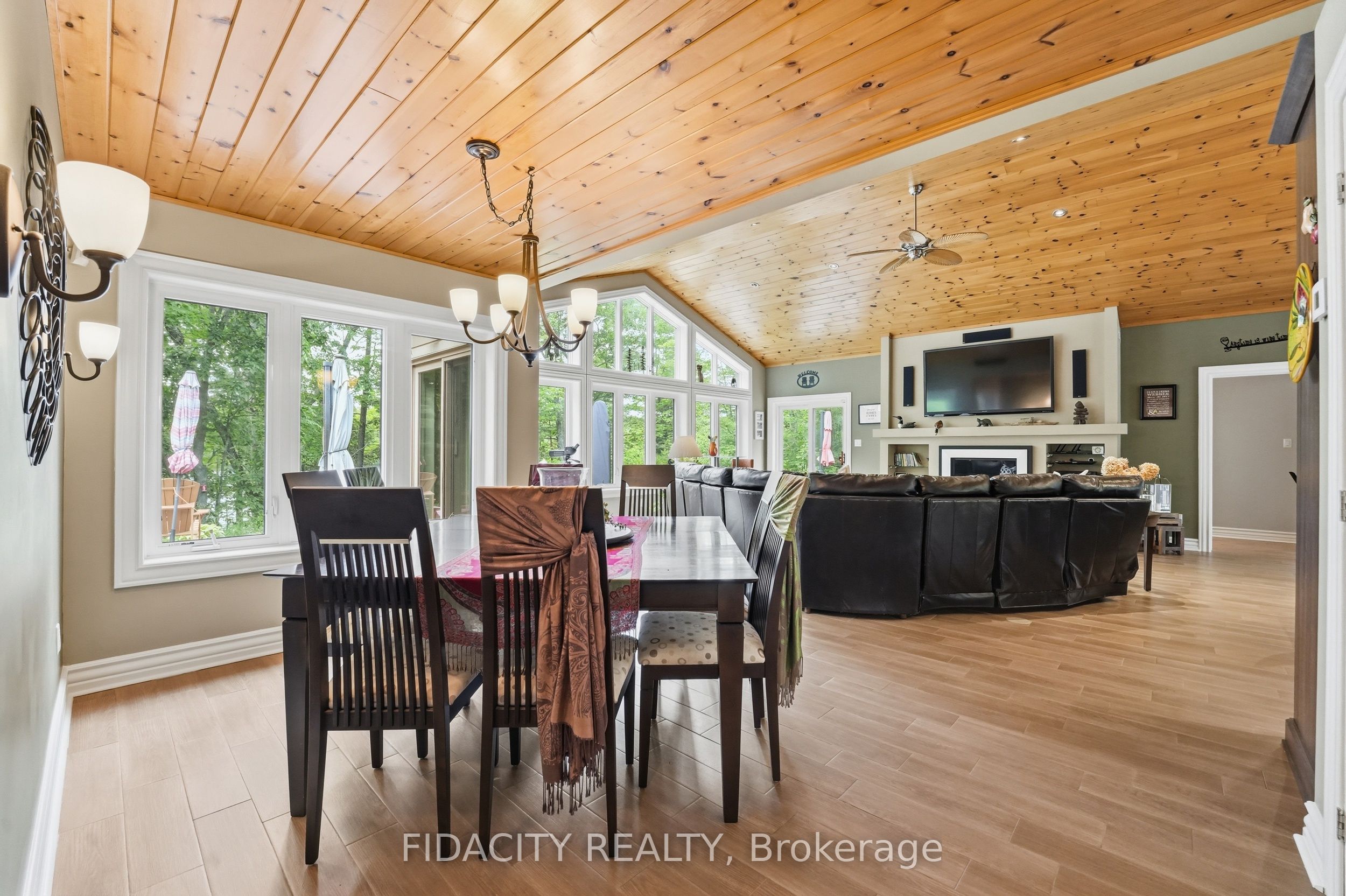 1492 Devil Lake Road Property Photo 22