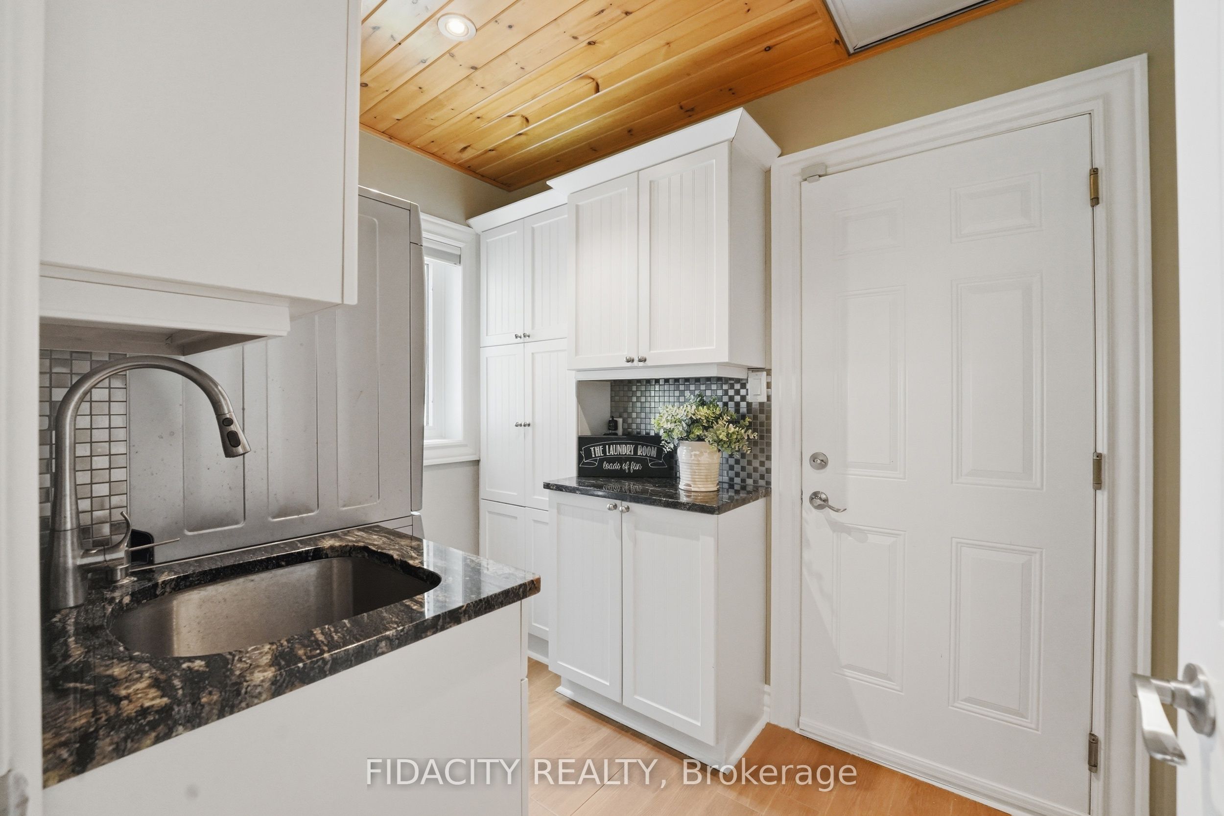 1492 Devil Lake Road Property Photo 29