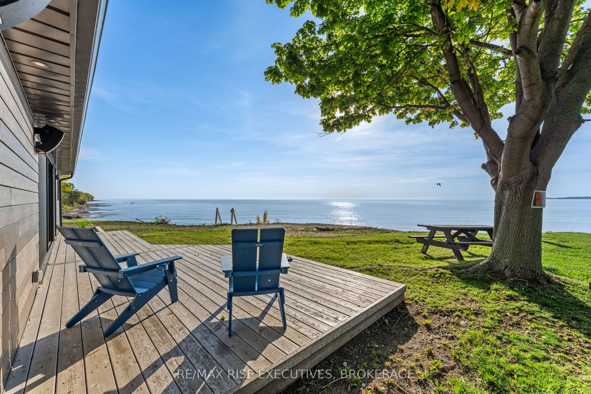 682 Salmon Point Road Property Photo 25