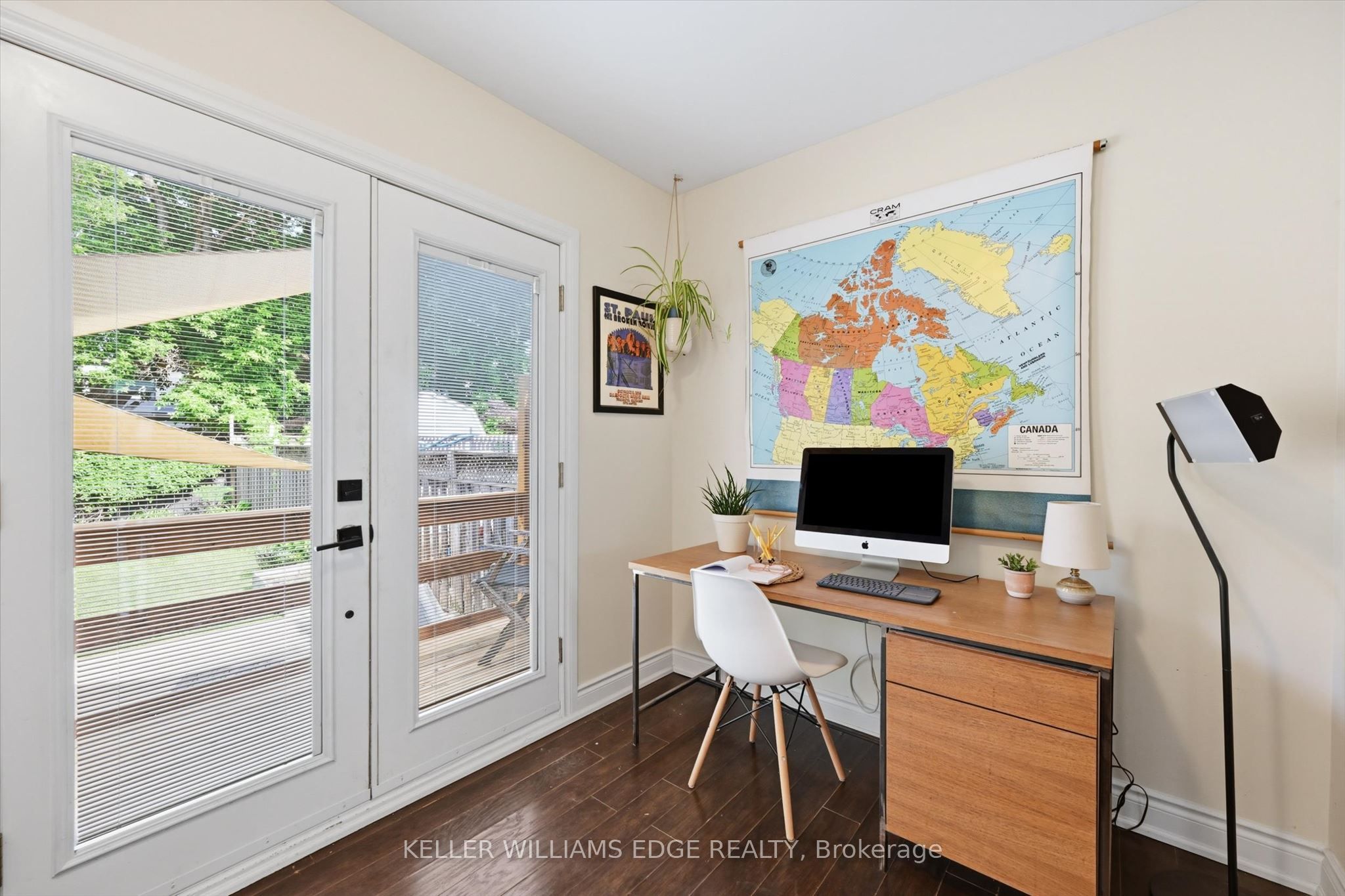 77 Cameron Avenue N Property Photo 18