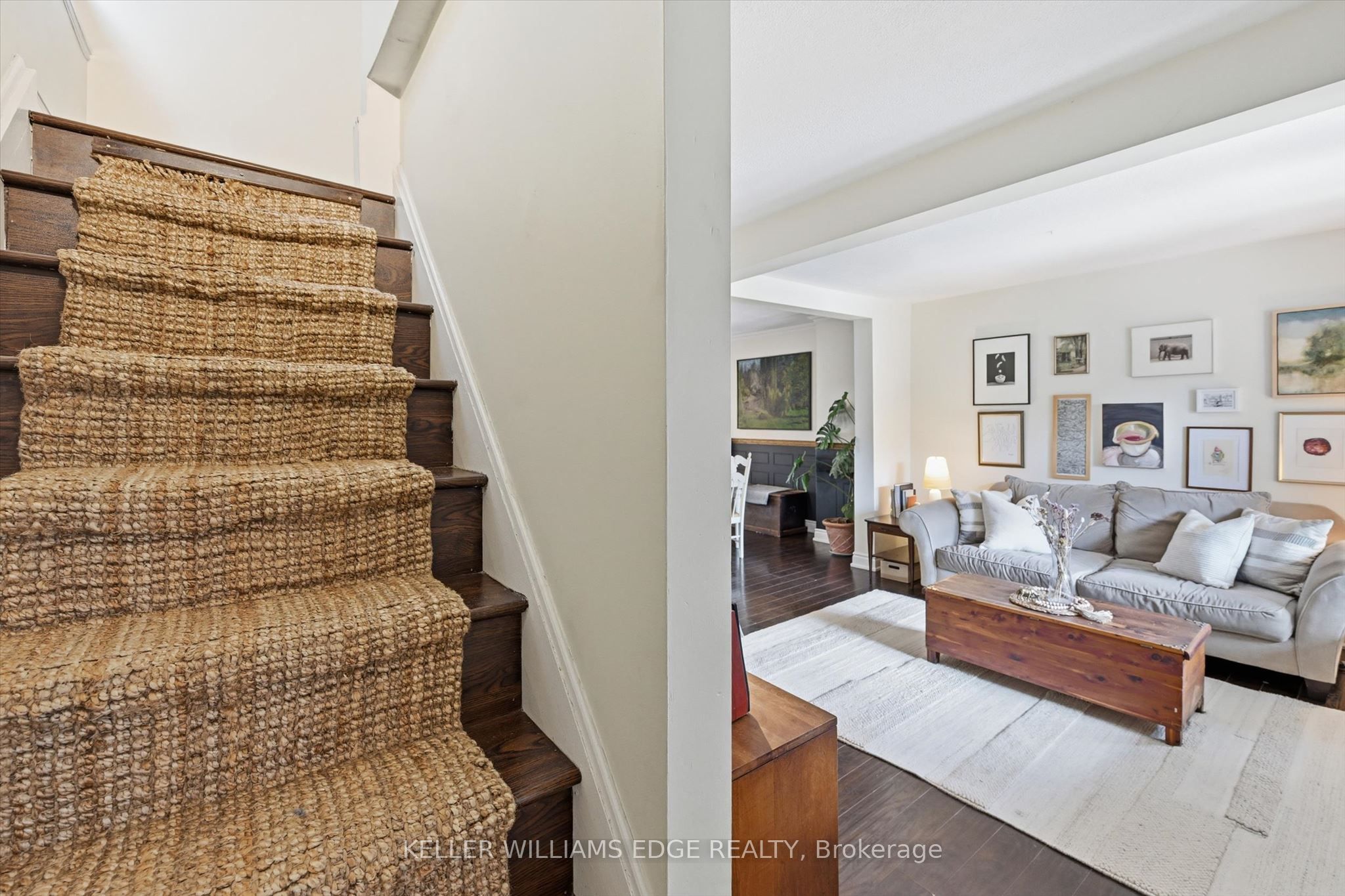 77 Cameron Avenue N Property Photo 21