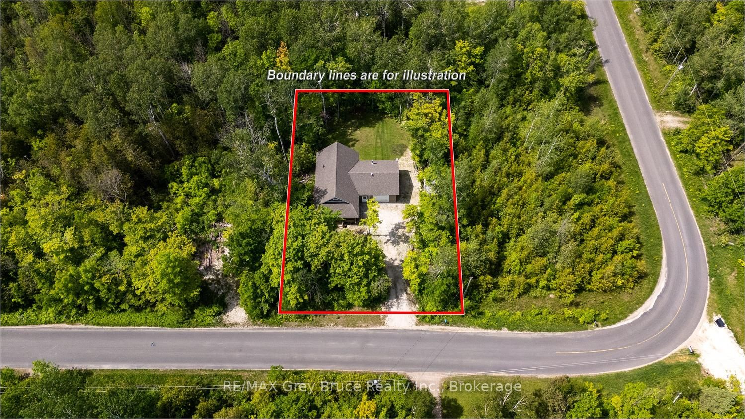 73 Maple Drive Property Photo 3