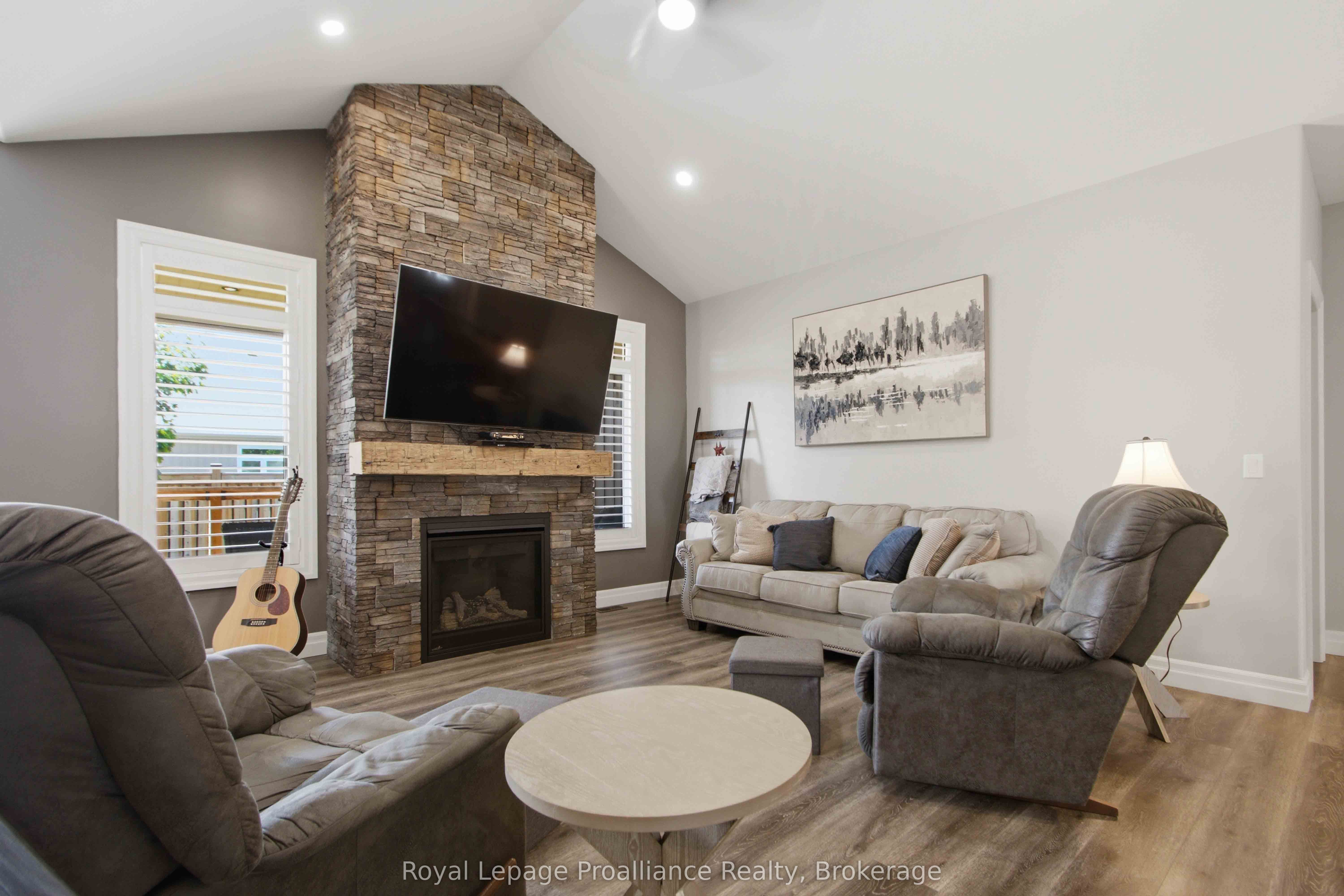 80 Ambrosia Terrace Property Photo 8