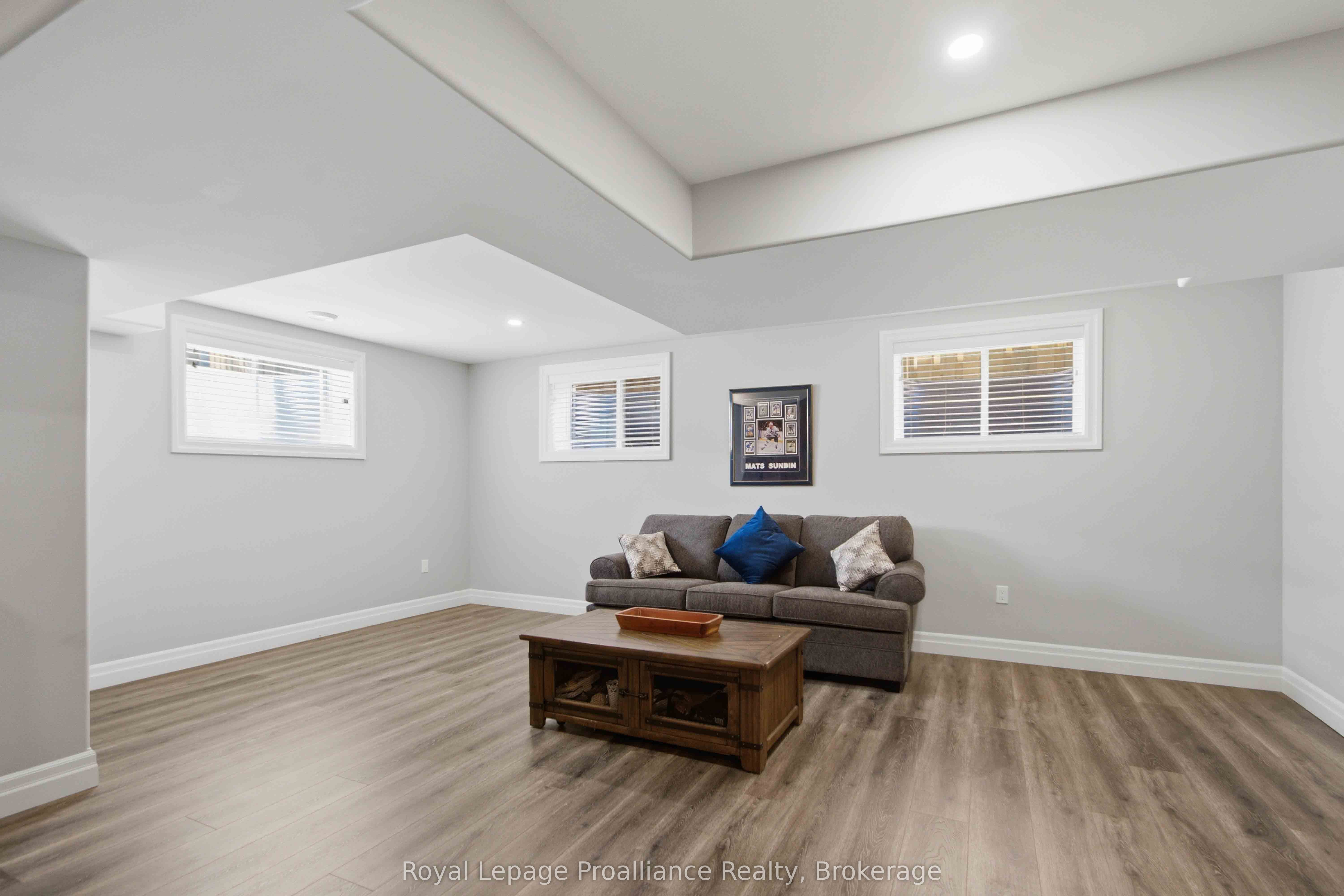 80 Ambrosia Terrace Property Photo 28