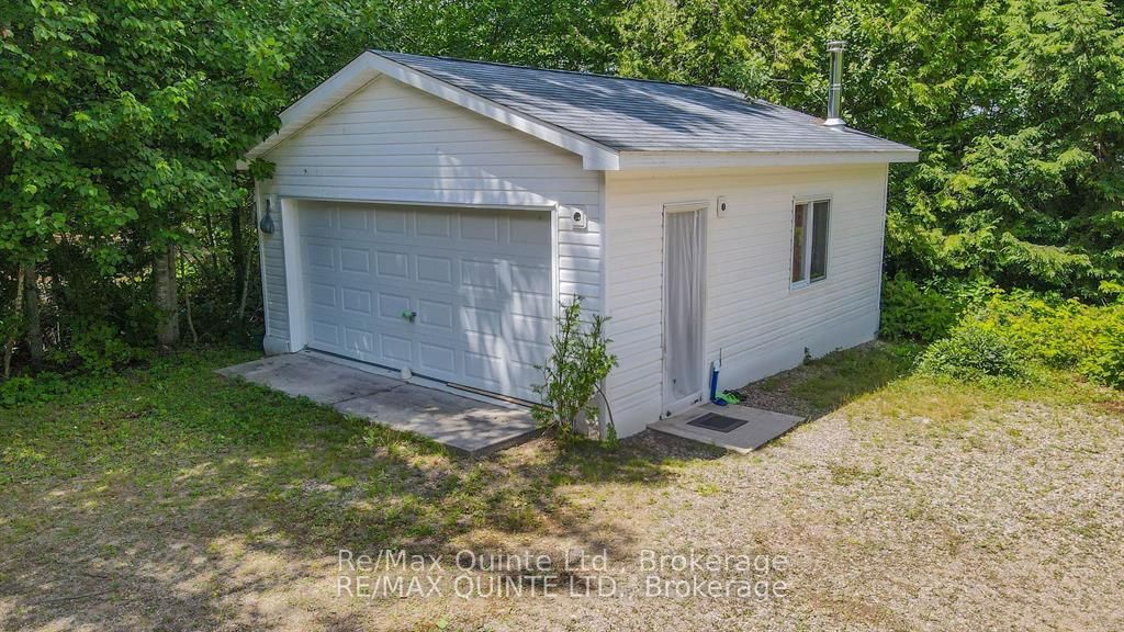 76 Carson Heights Property Photo 4