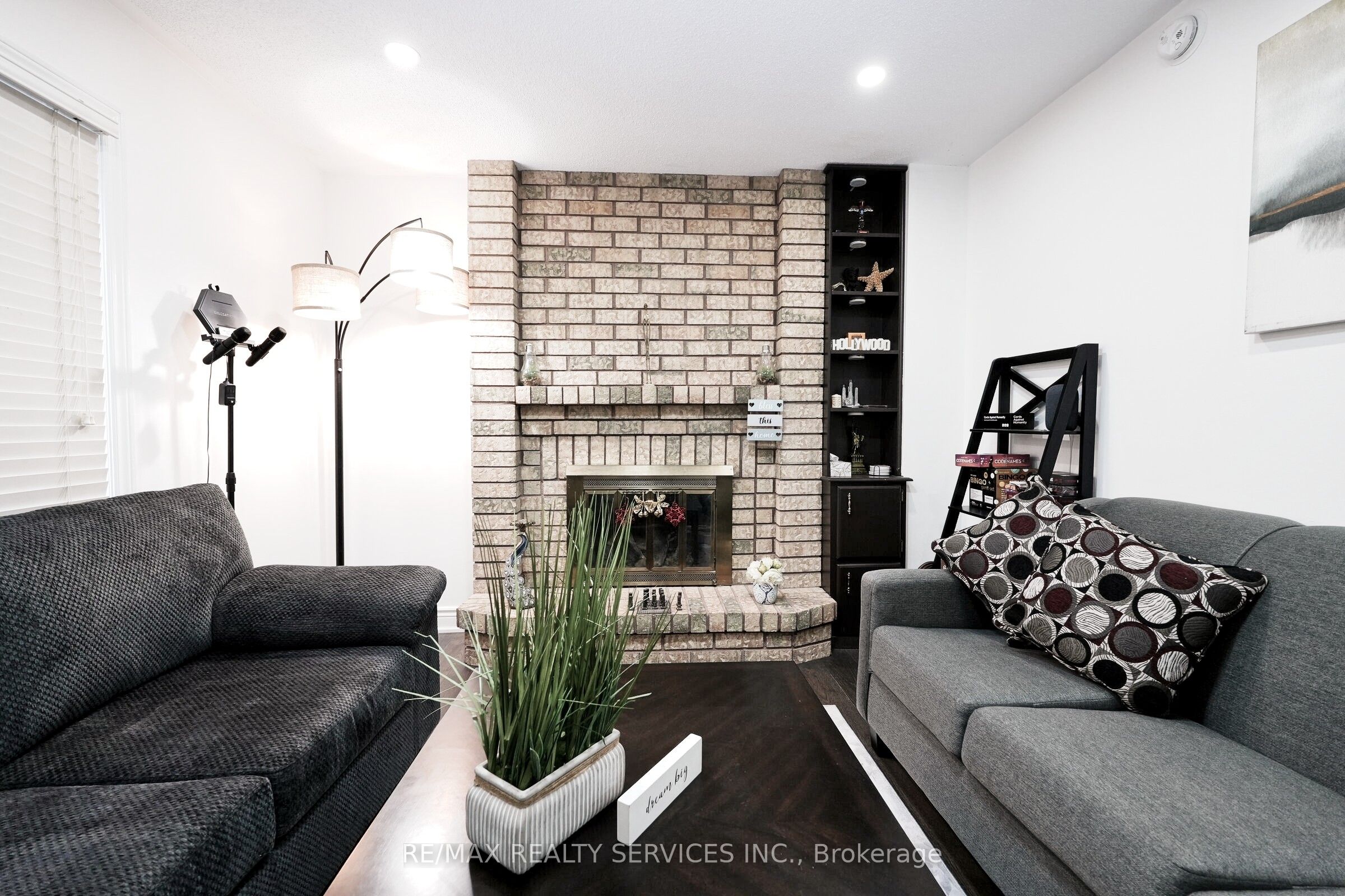 8 Yeoman Drive Property Photo 14
