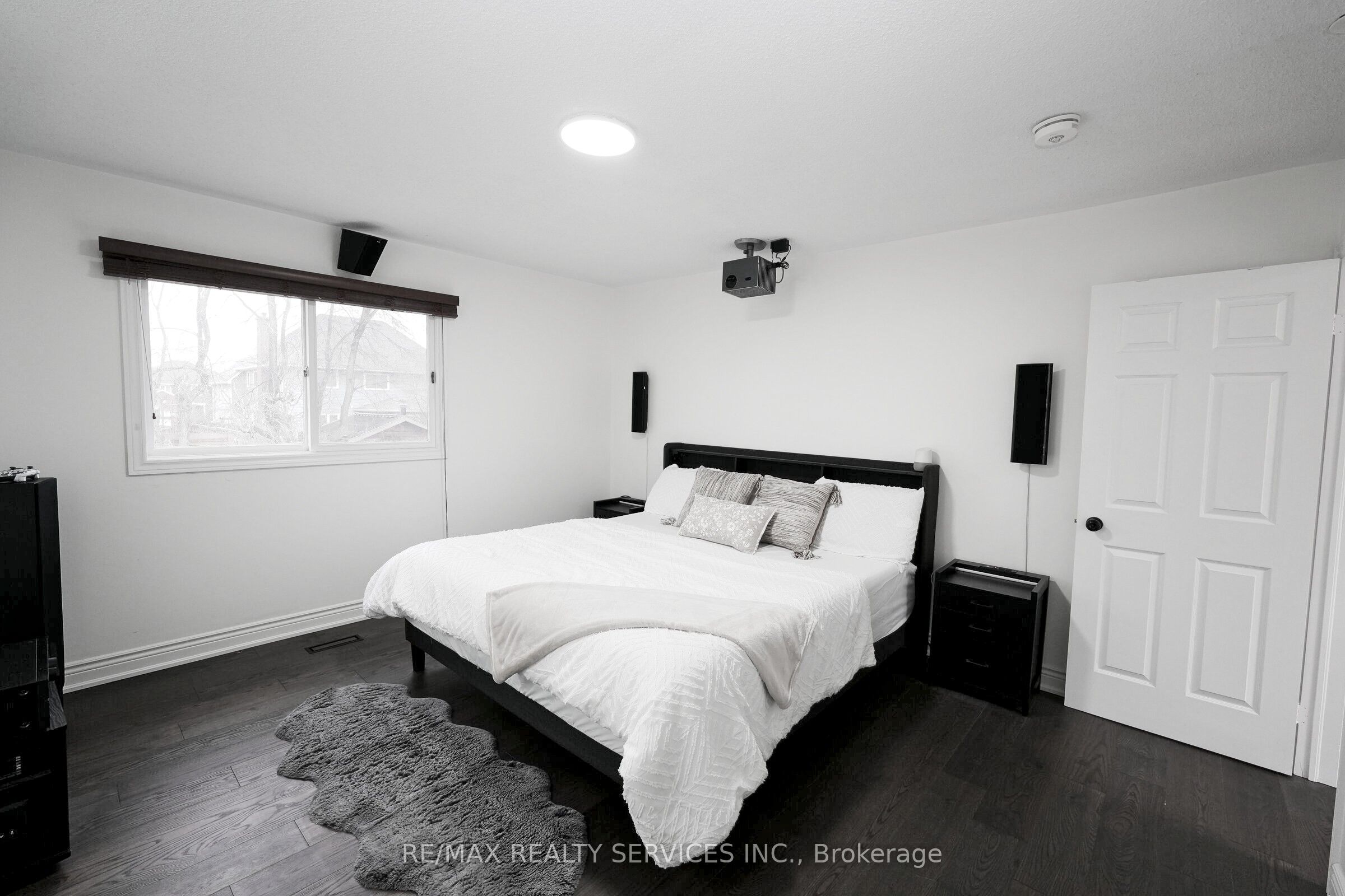 8 Yeoman Drive Property Photo 20