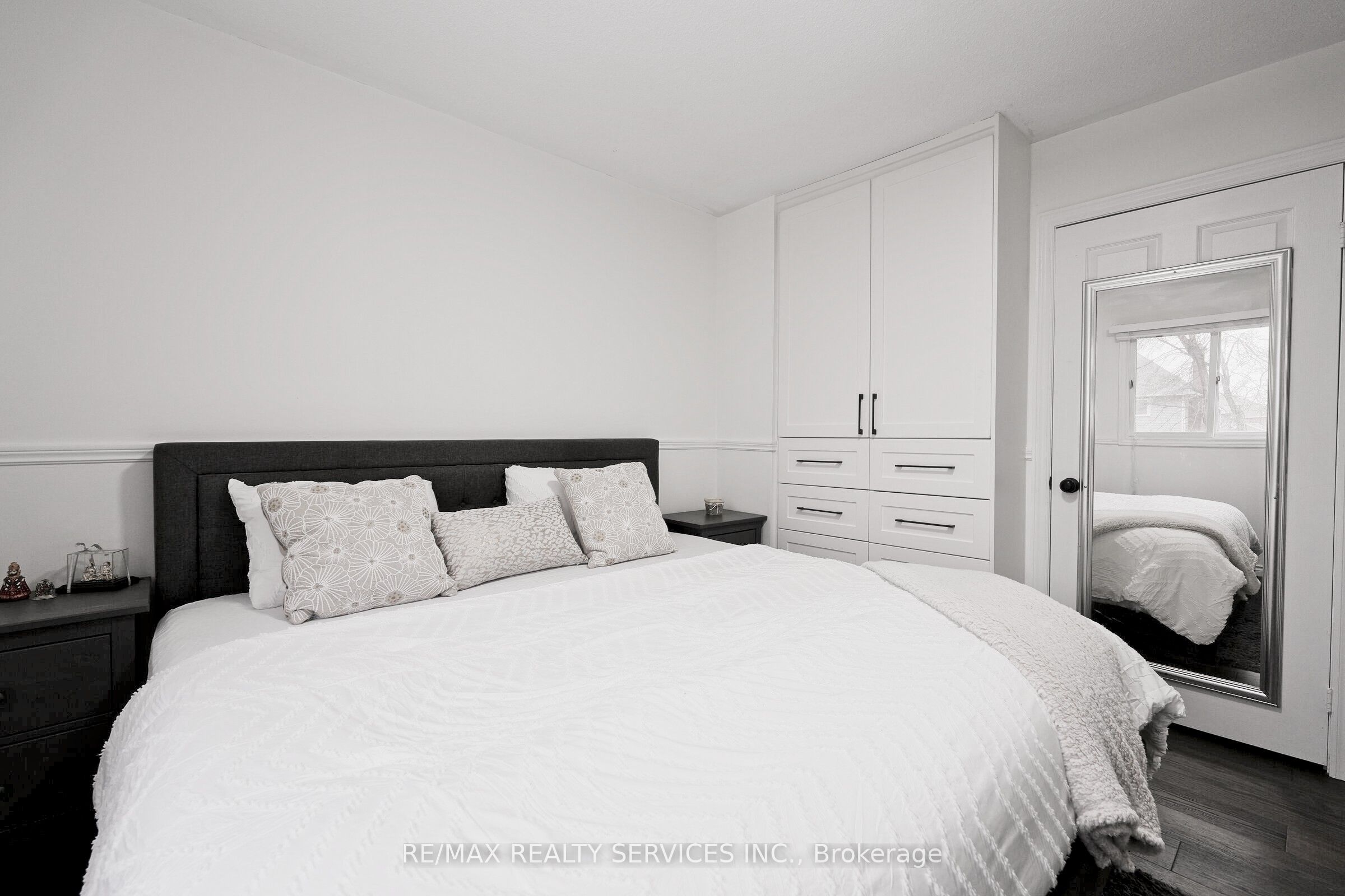 8 Yeoman Drive Property Photo 26