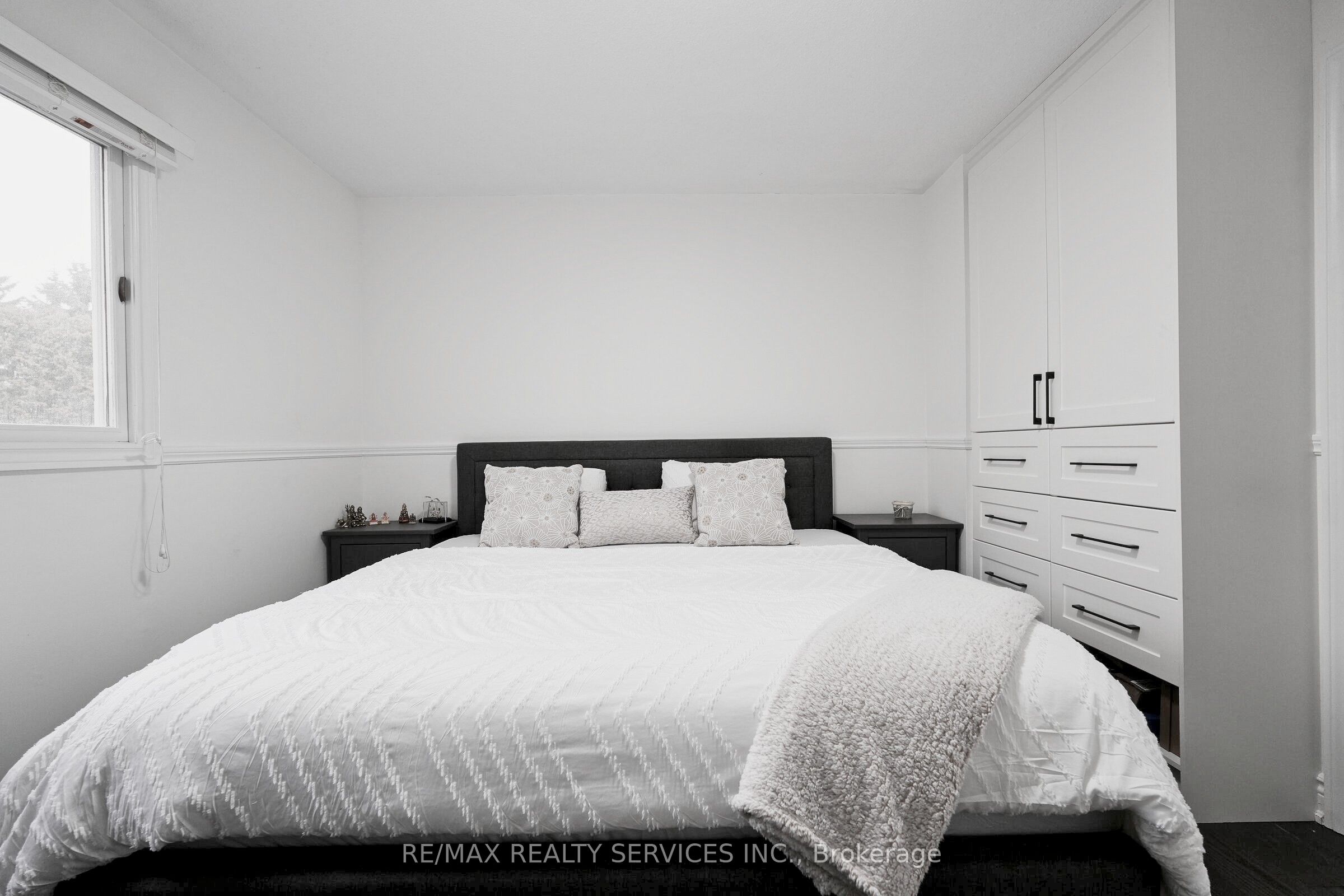 8 Yeoman Drive Property Photo 27