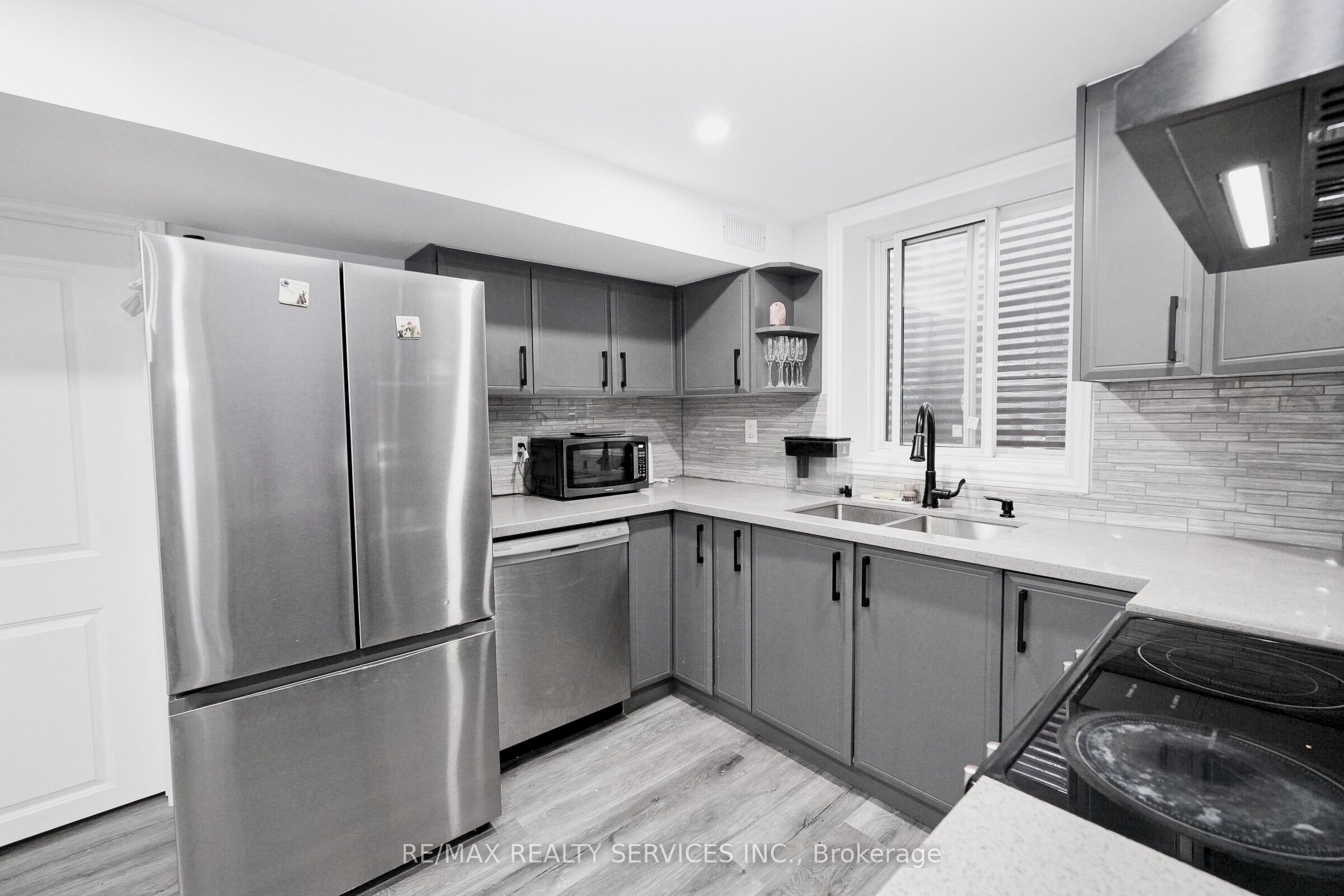 8 Yeoman Drive Property Photo 38