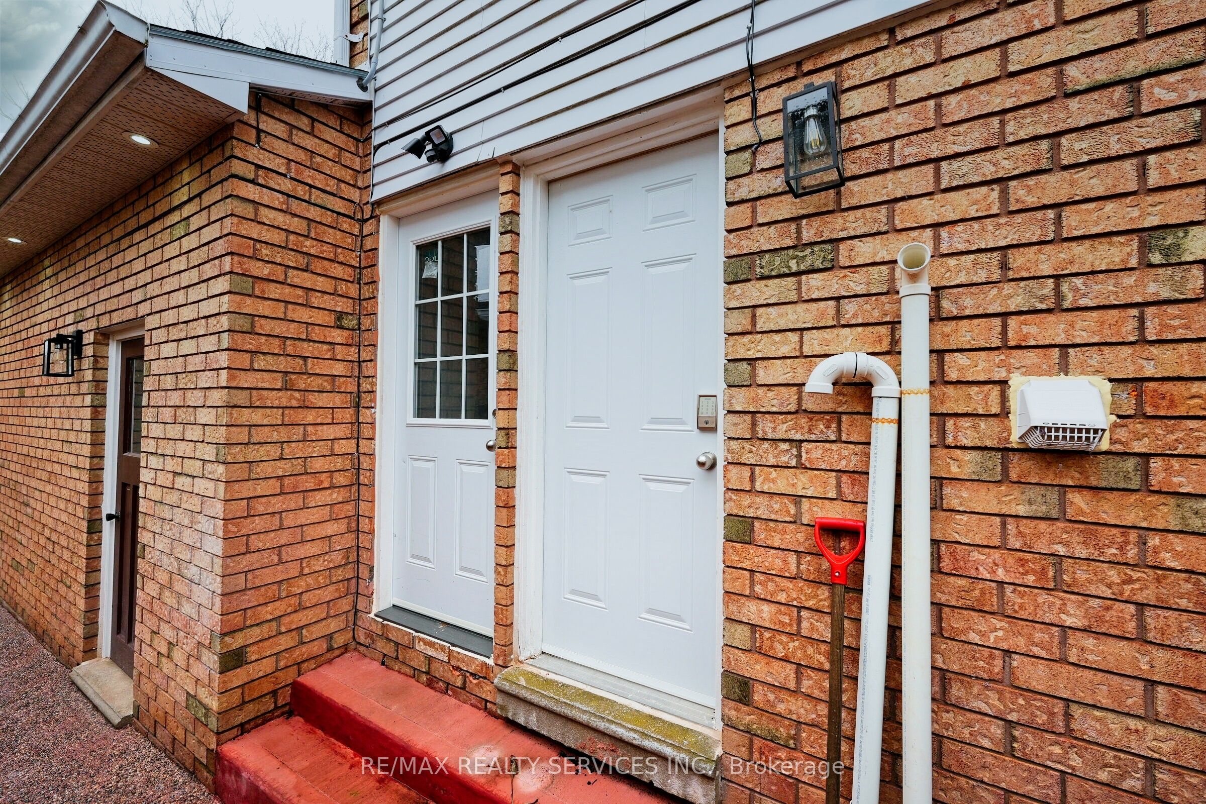 8 Yeoman Drive Property Photo 44