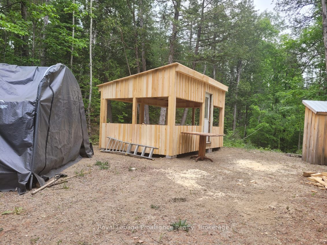 2177 Smith Road Property Photo 3