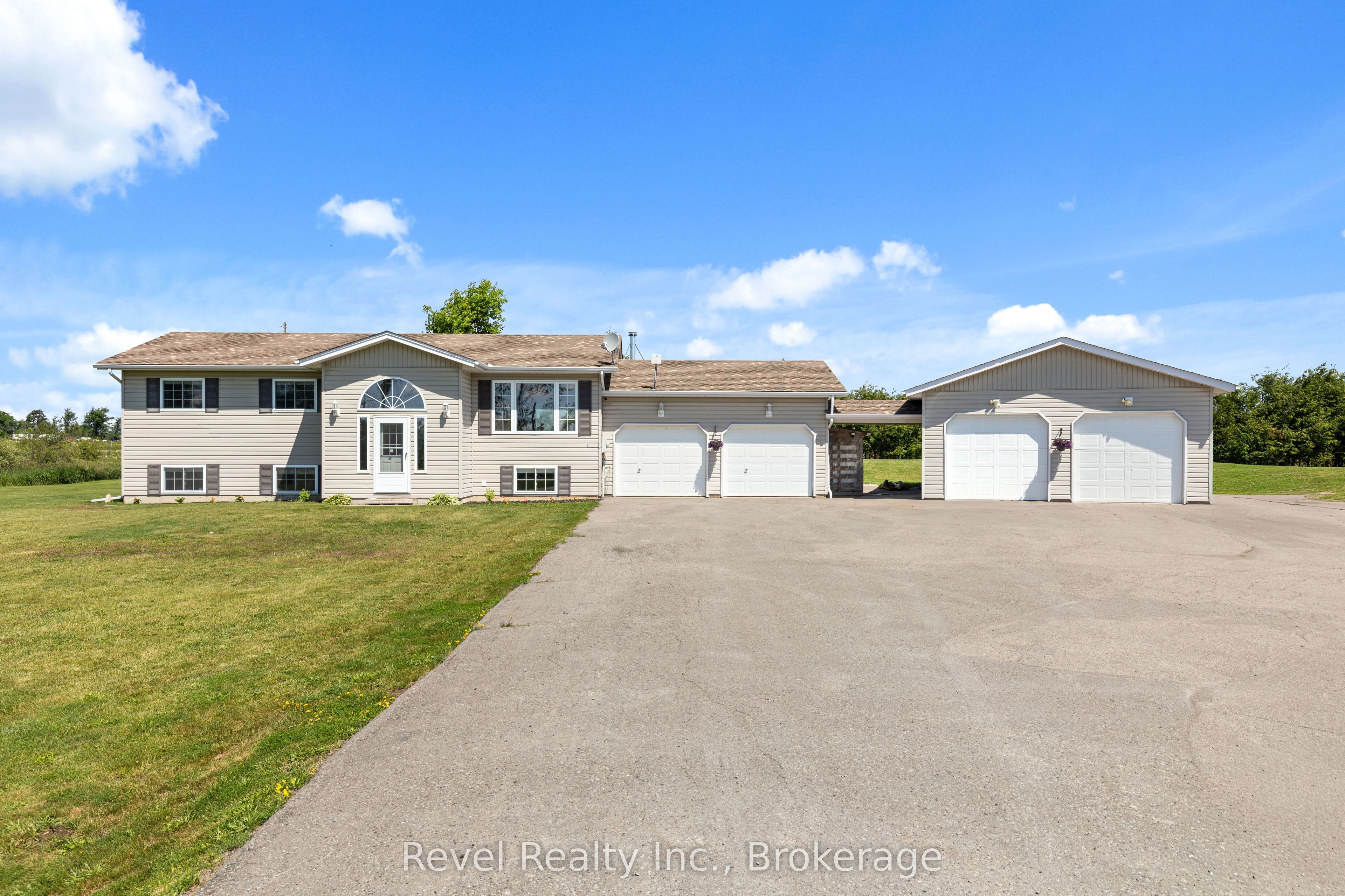 477 Four Points Road Property Photo 1