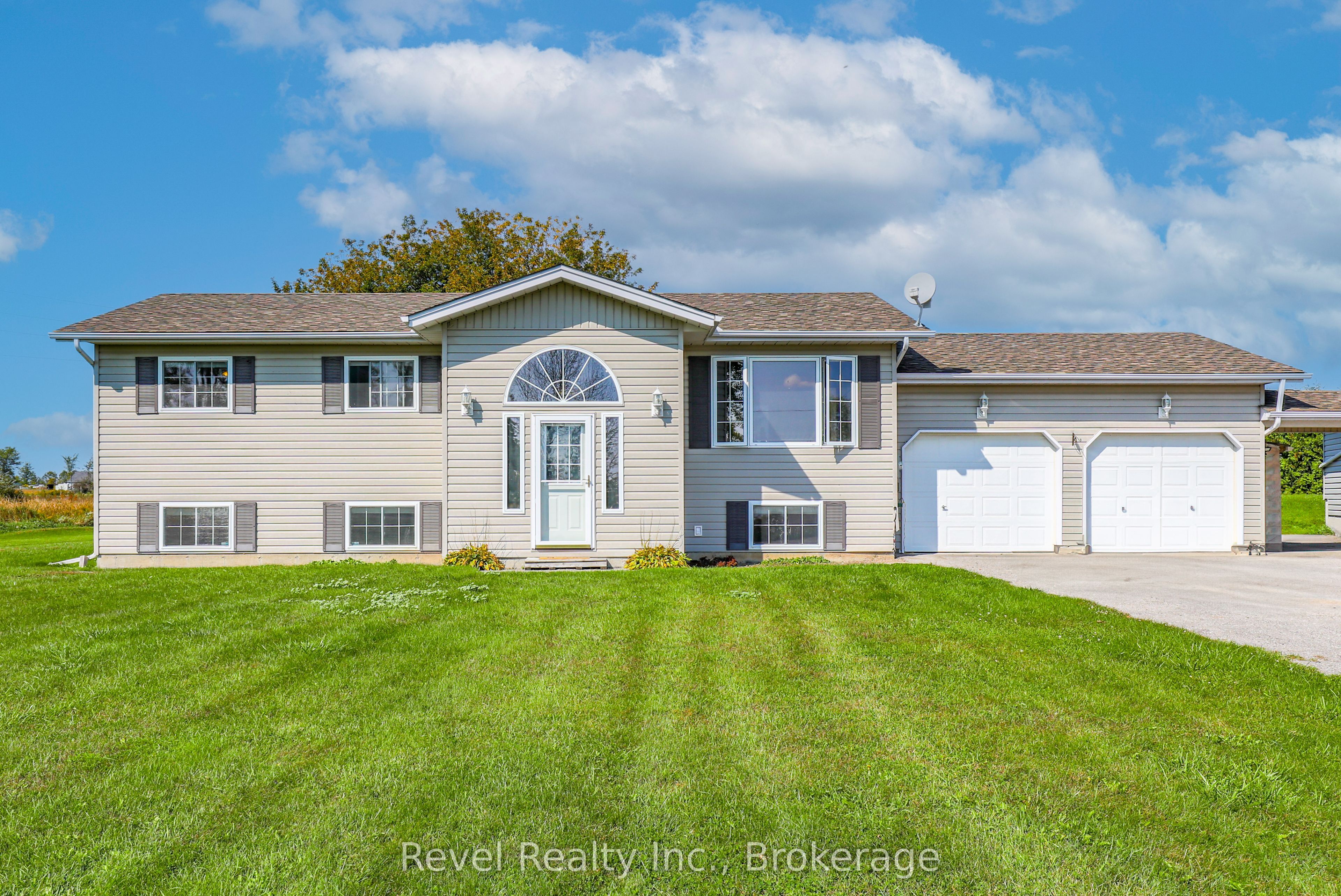 477 Four Points Road Property Photo 2