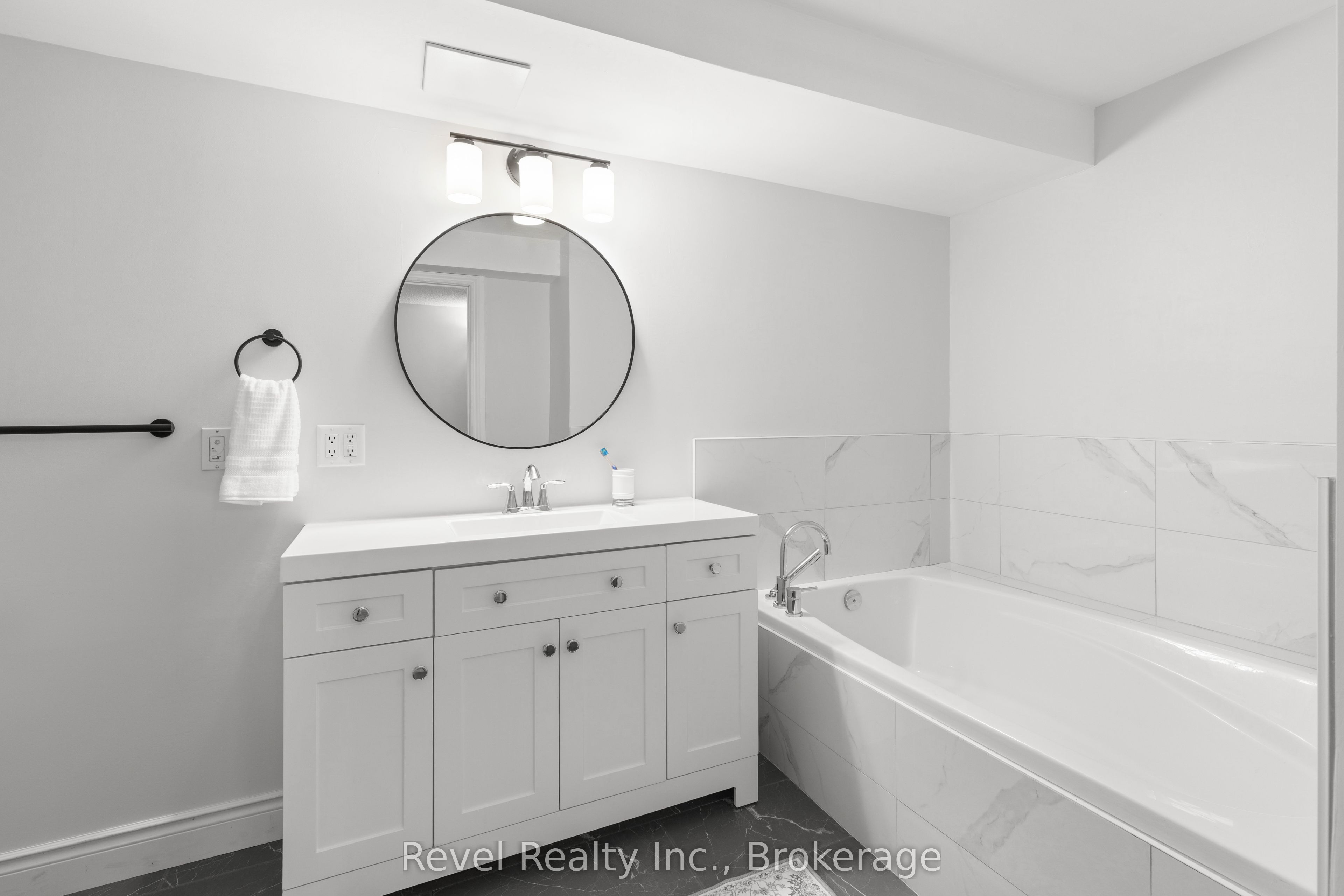 477 Four Points Road Property Photo 22