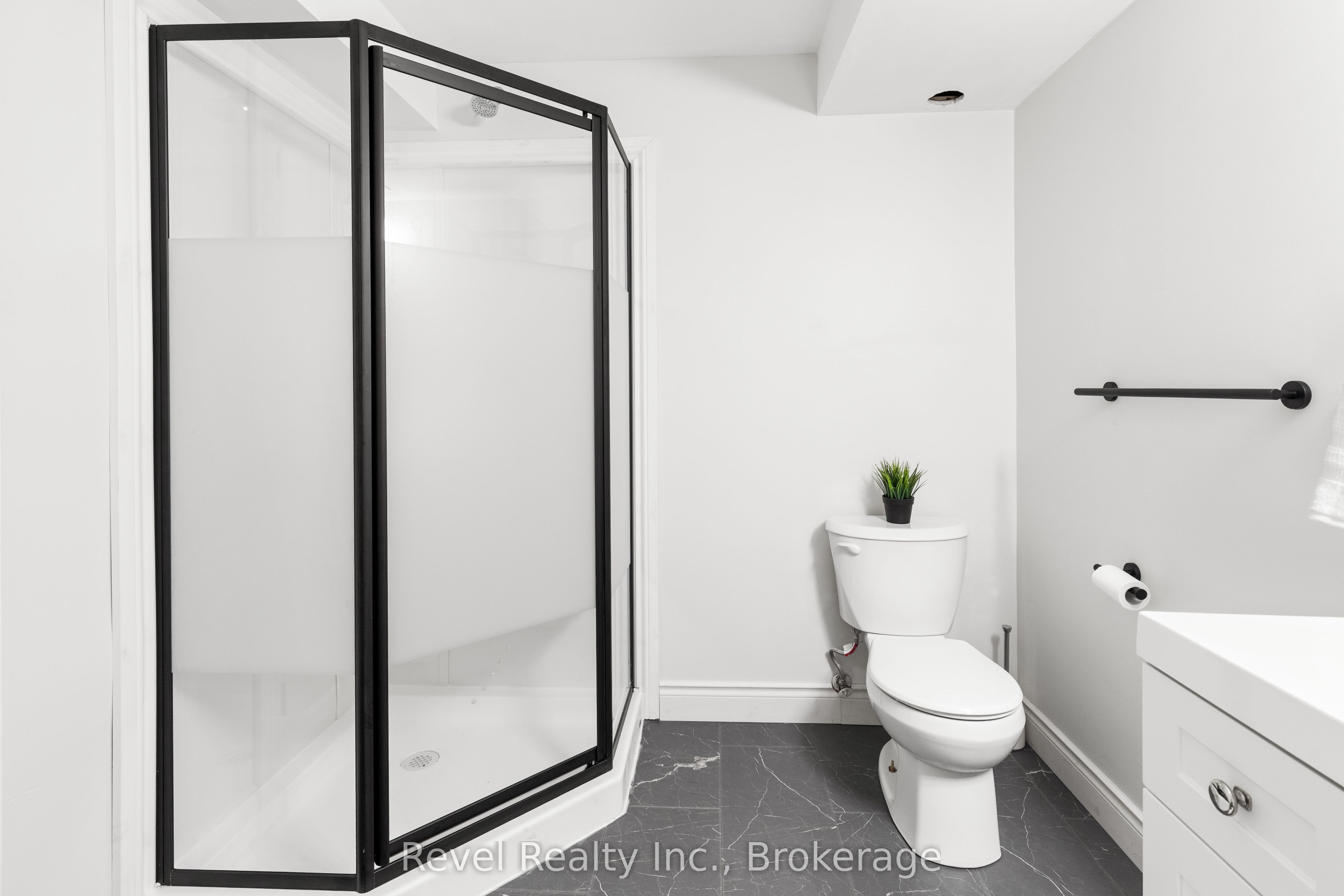 477 Four Points Road Property Photo 25