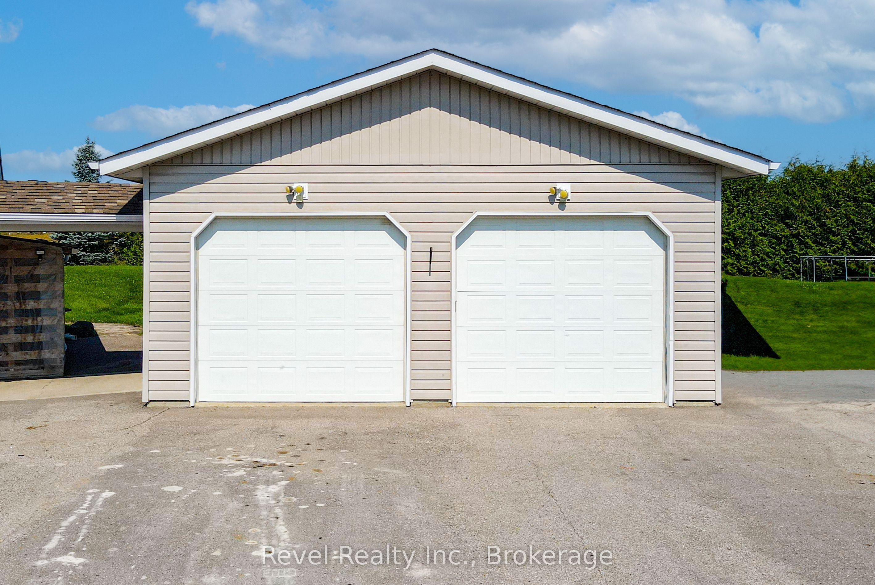477 Four Points Road Property Photo 32