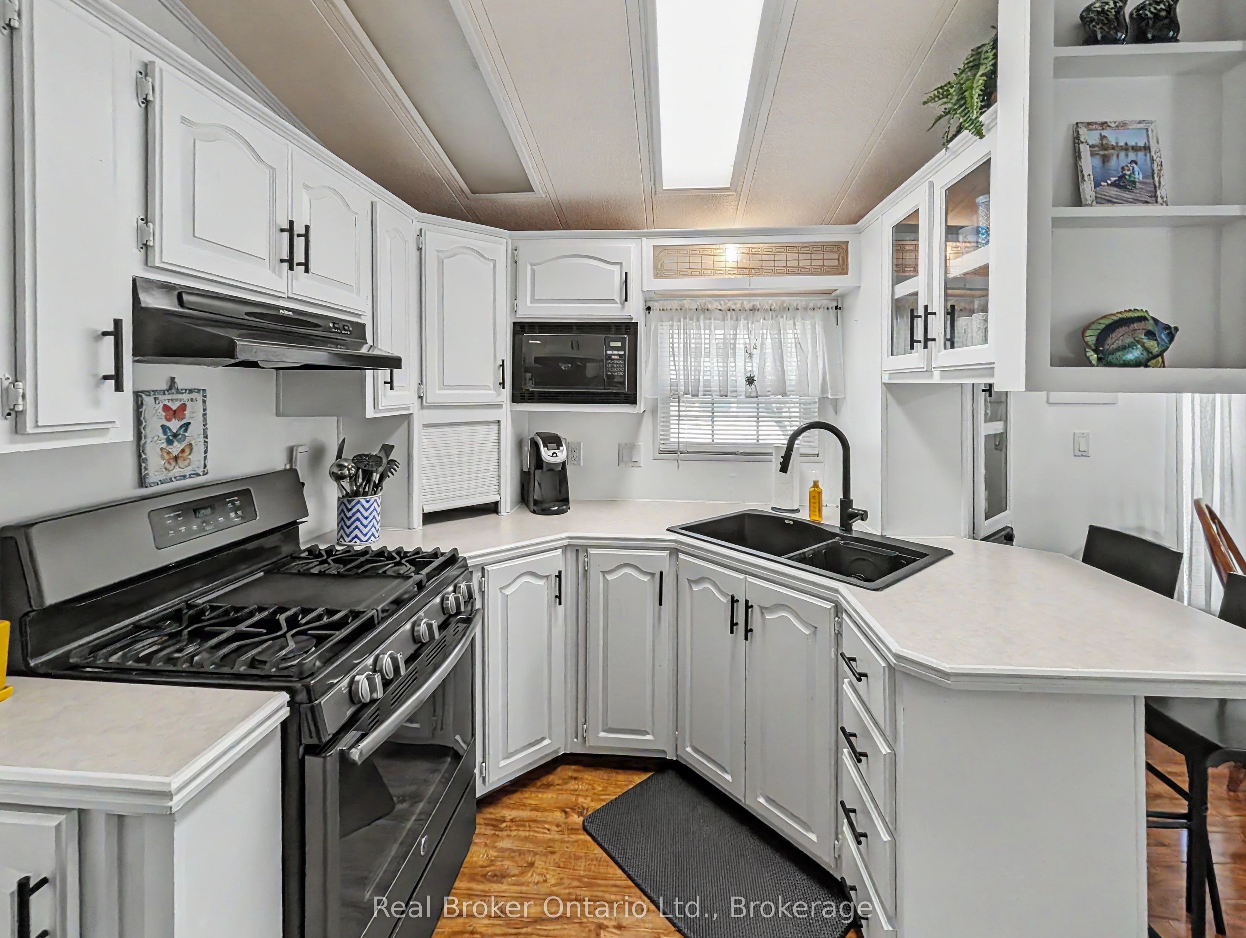 13 Southline Avenue M29 Property Photo 33