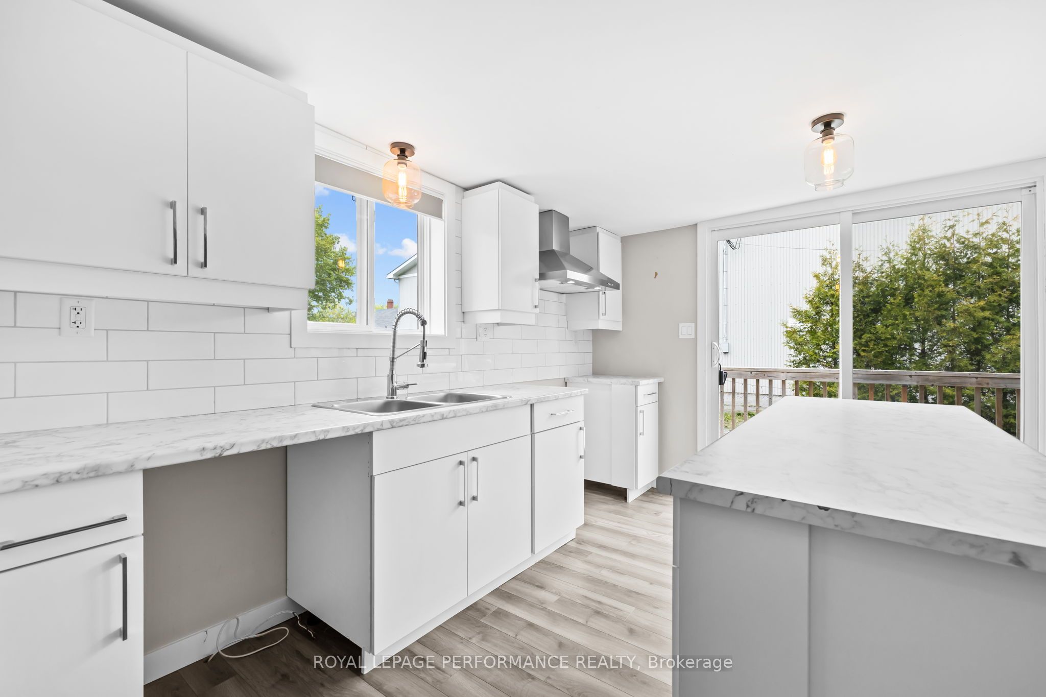 6 Spring Street Property Photo 10