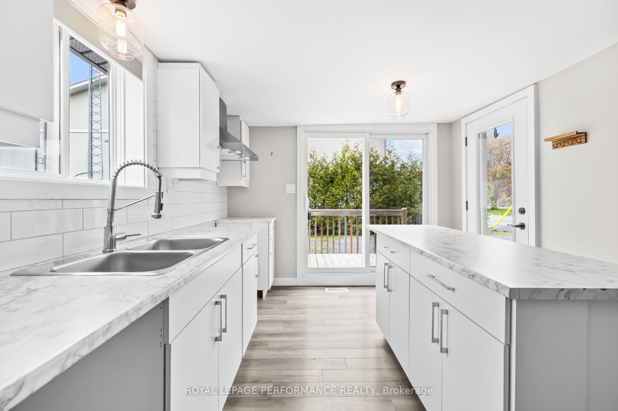 6 Spring Street Property Photo 12