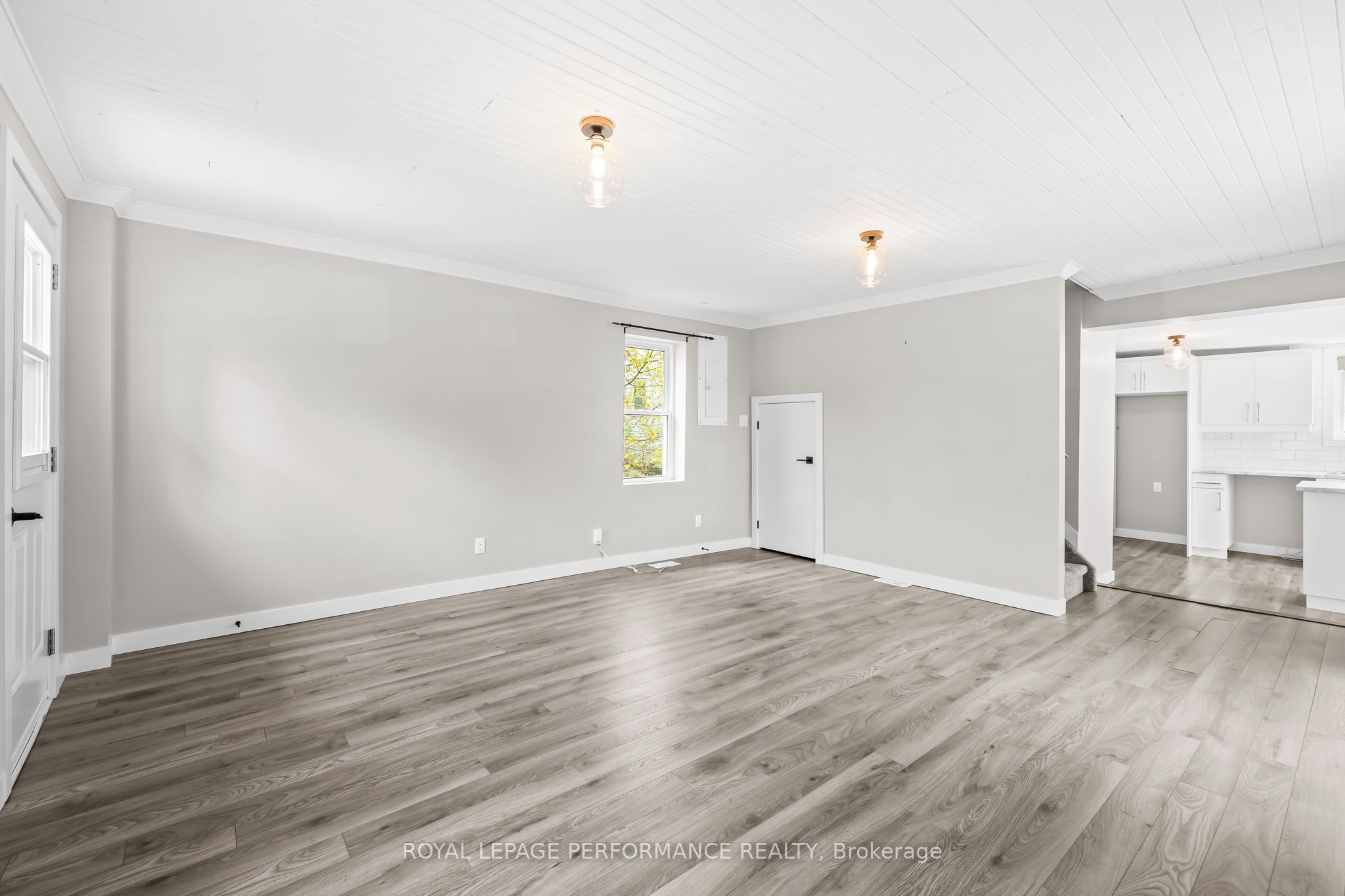 6 Spring Street Property Photo 16