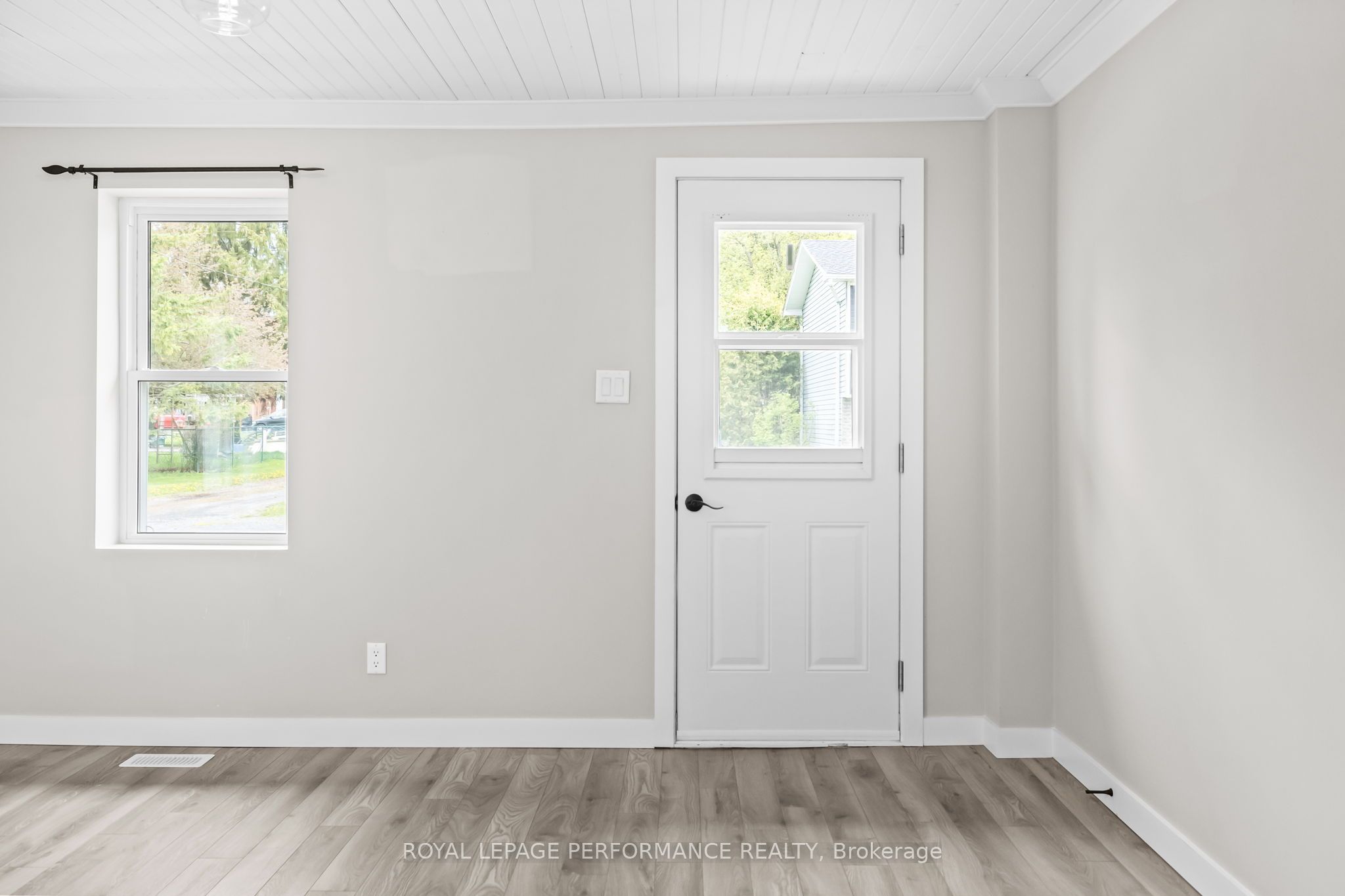 6 Spring Street Property Photo 18
