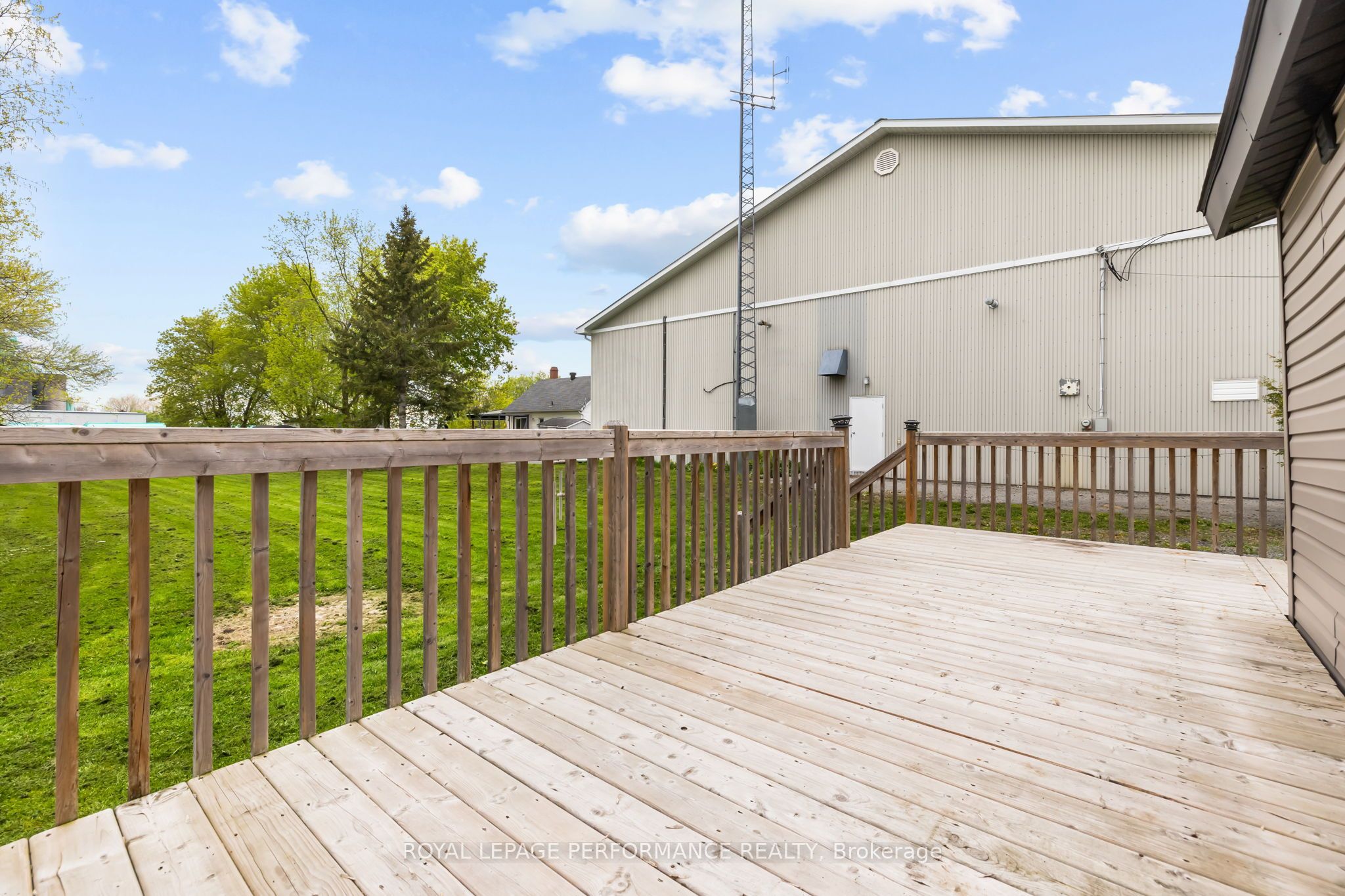 6 Spring Street Property Photo 29