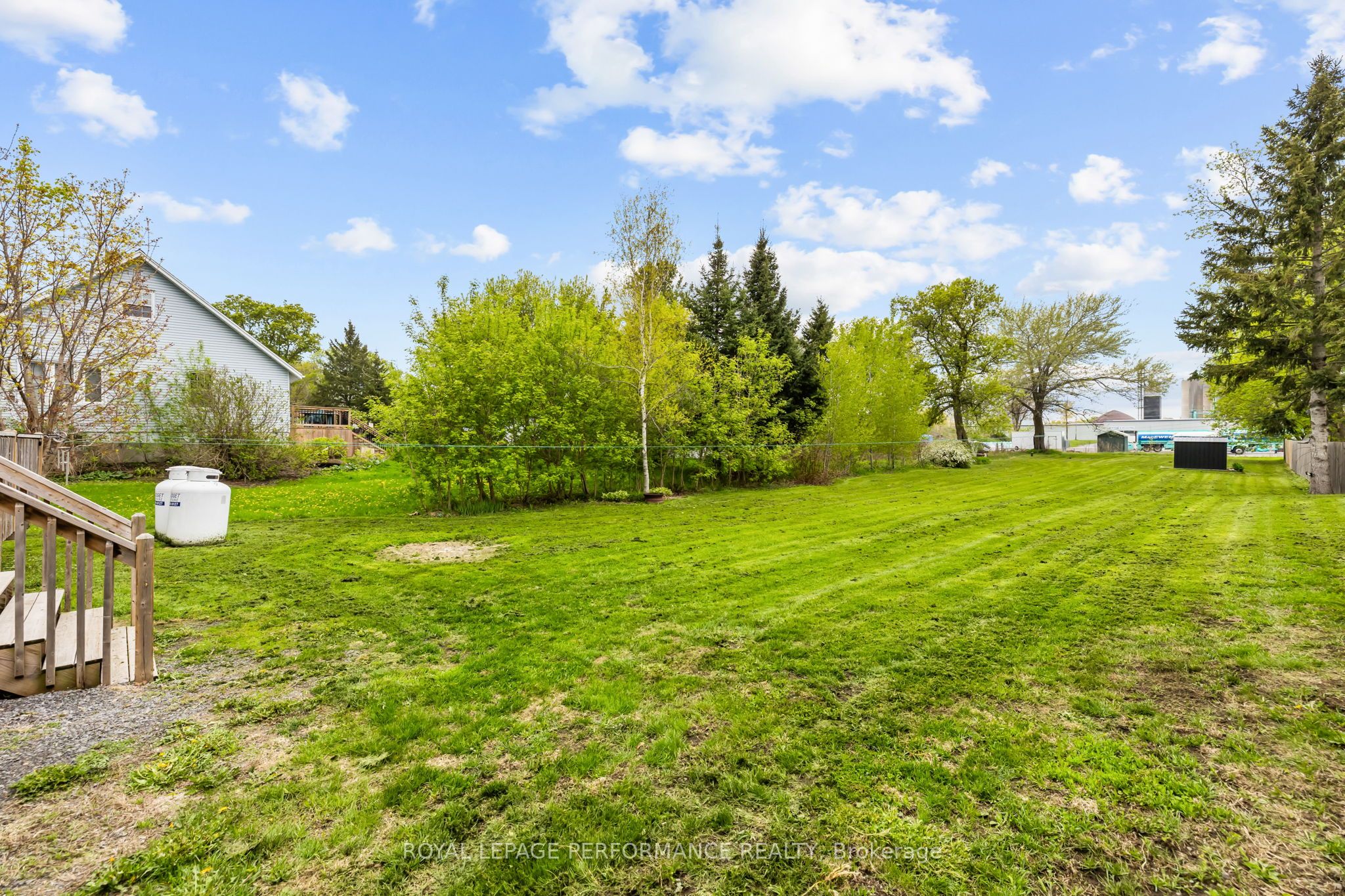 6 Spring Street Property Photo 31