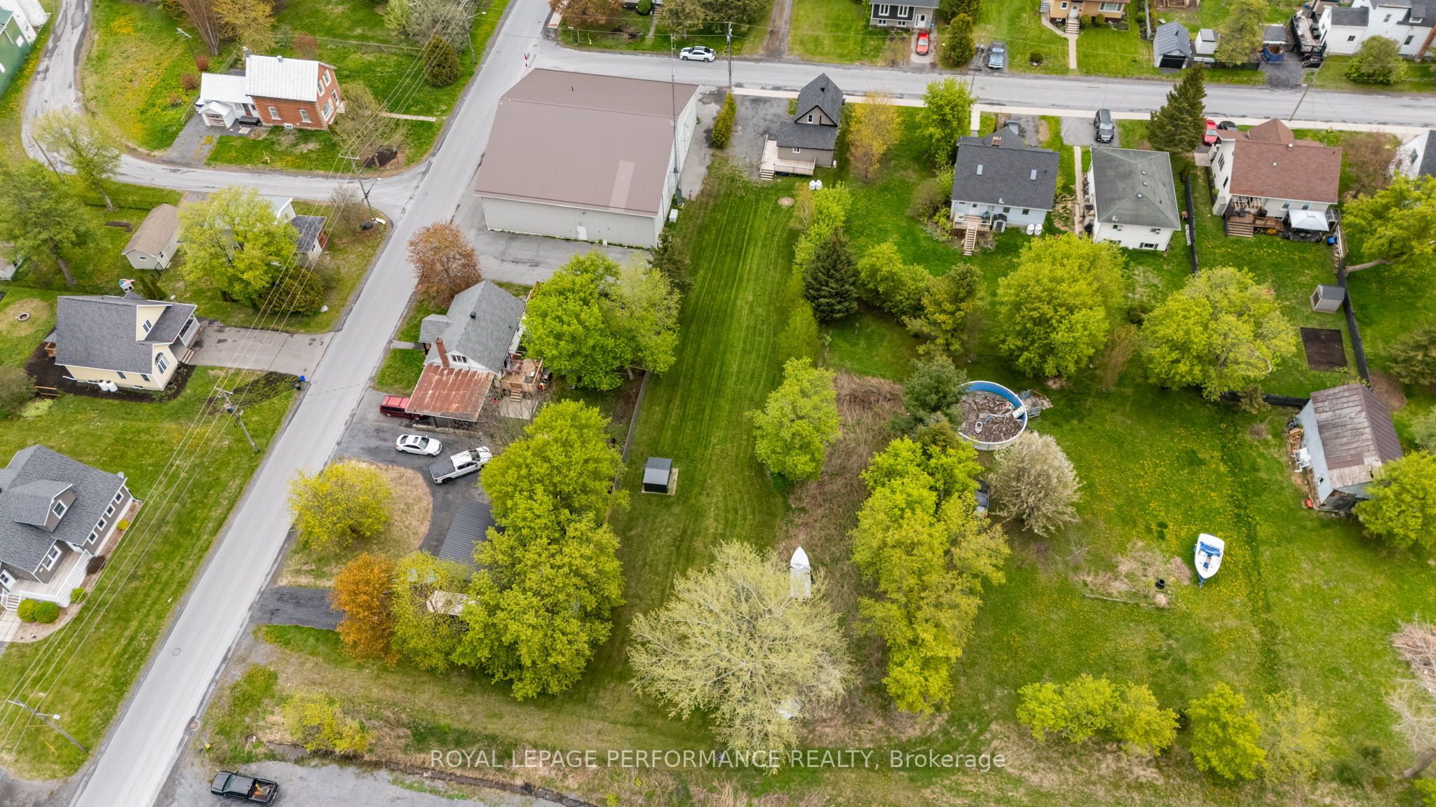 6 Spring Street Property Photo 37