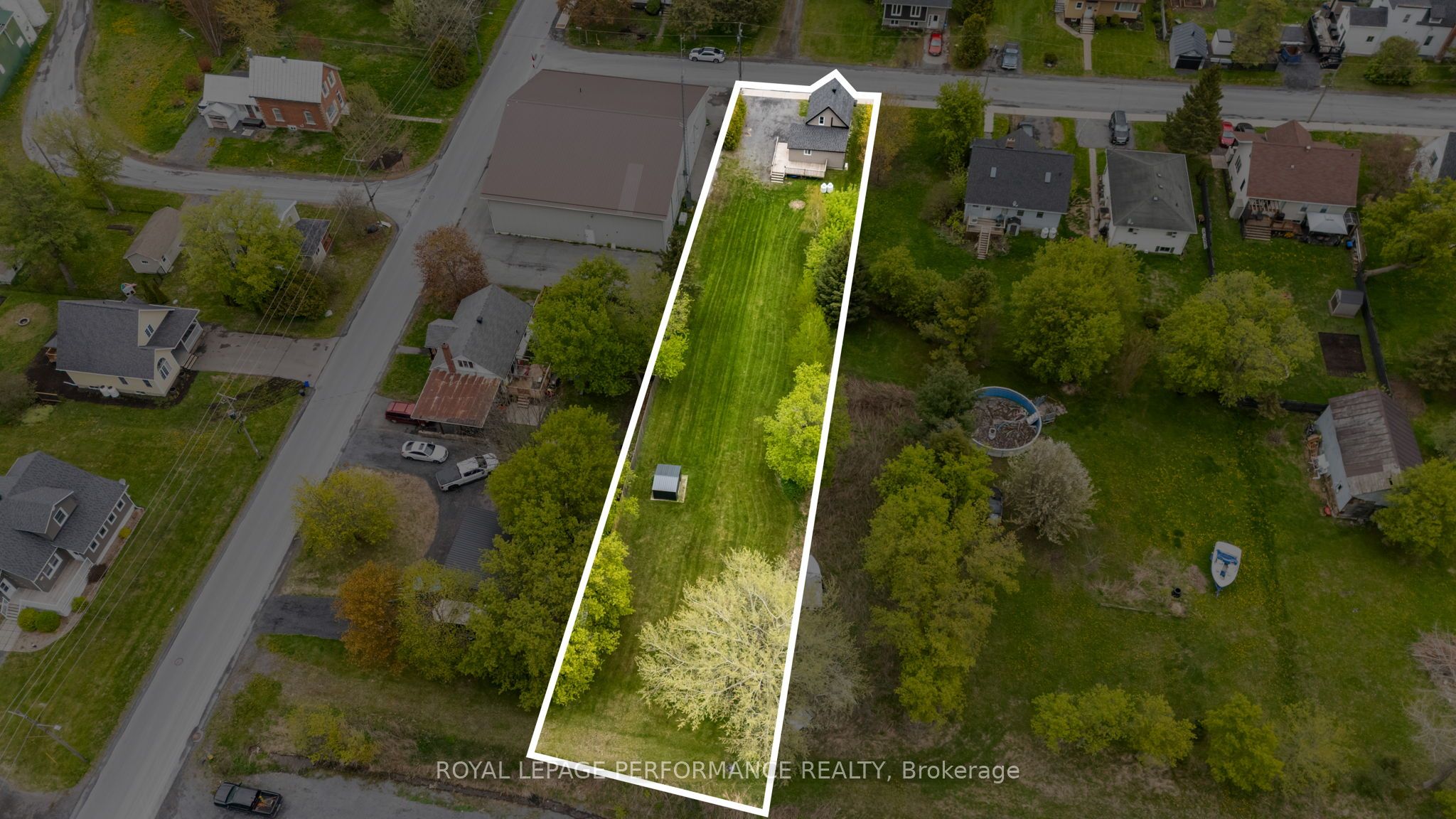 6 Spring Street Property Photo 43