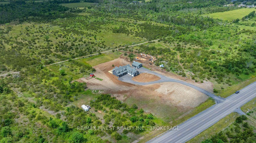 952 County Road 6 Property Photo 9