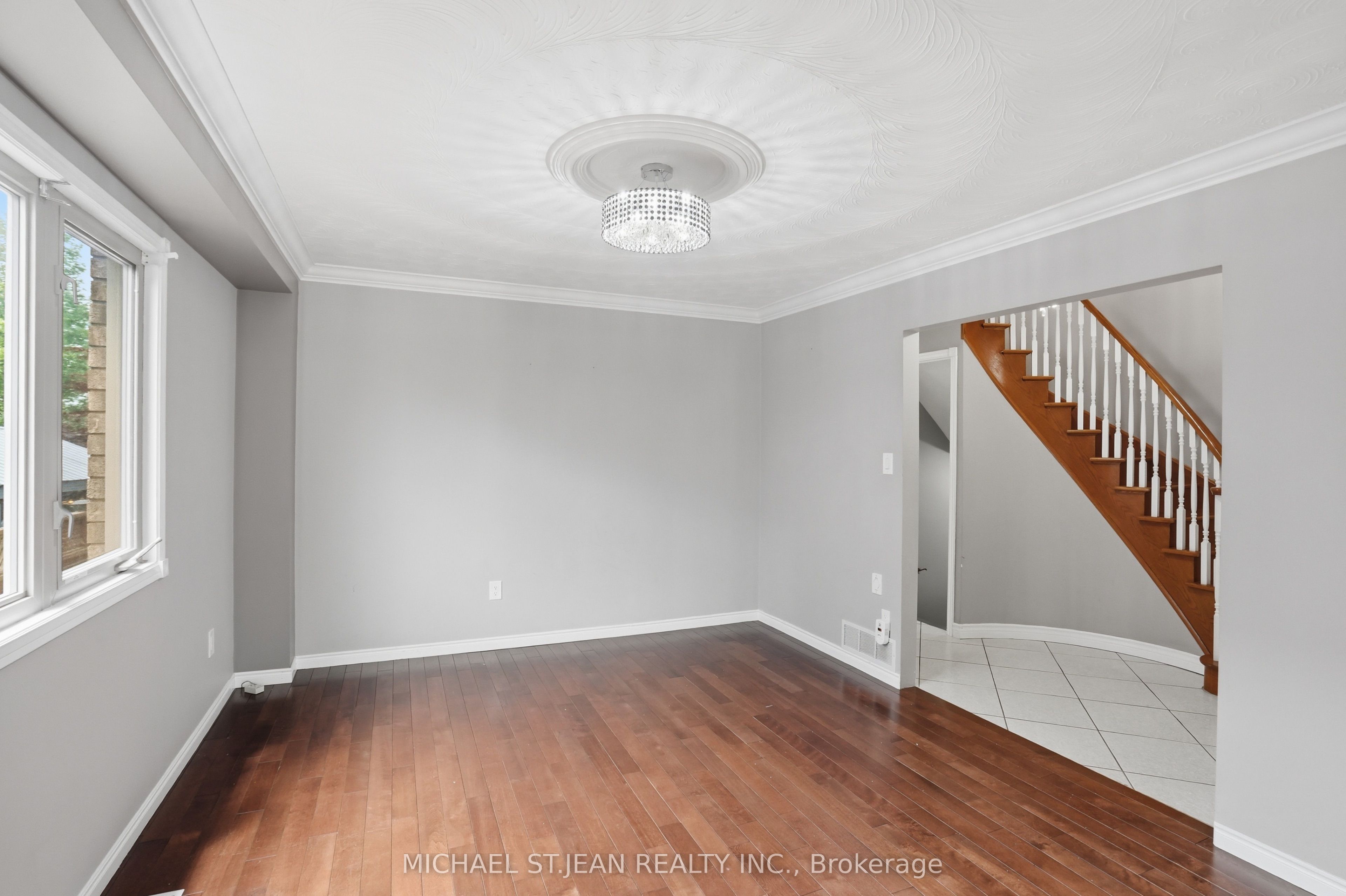 111 Aubrey Avenue Property Photo 10