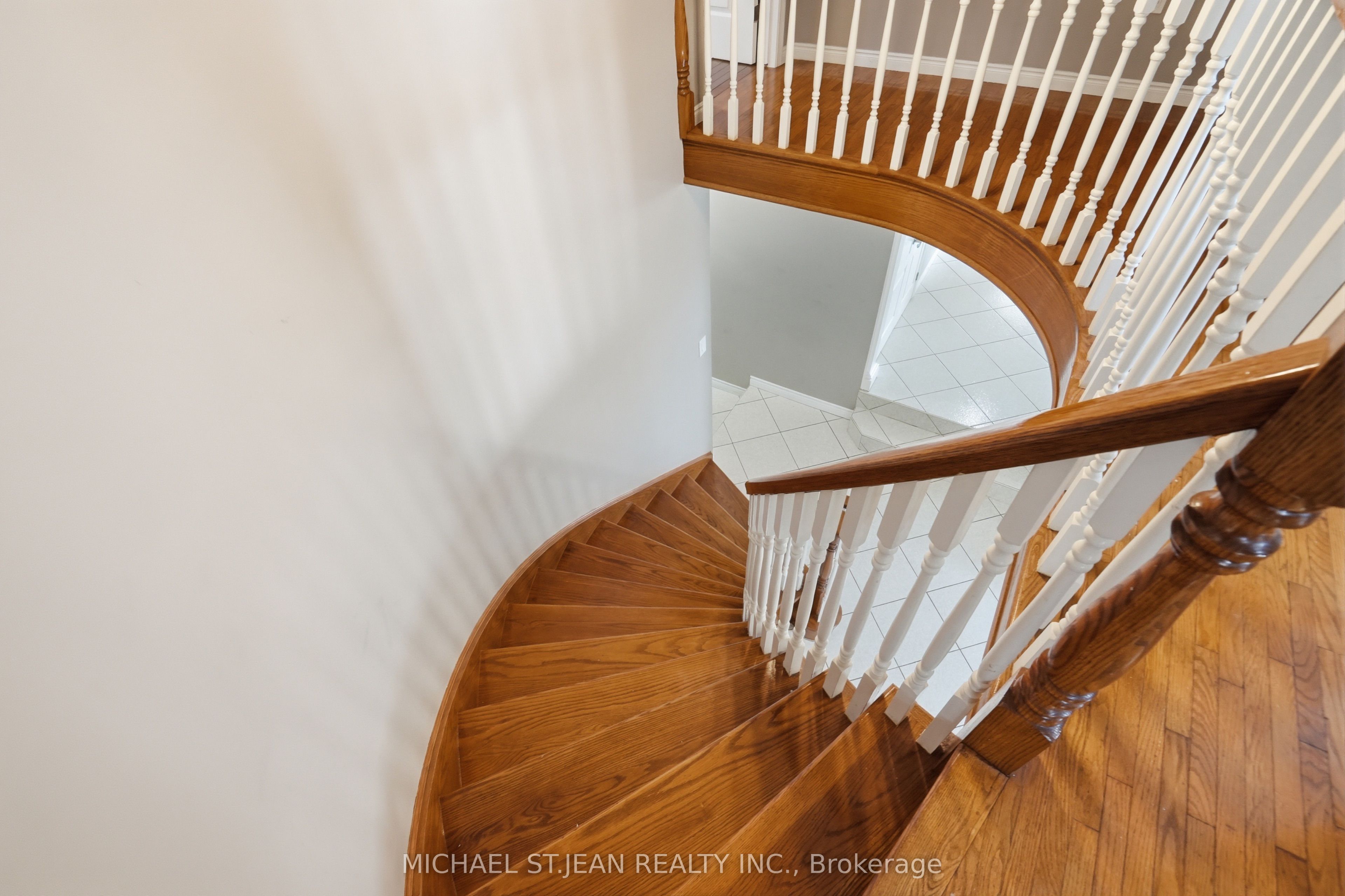 111 Aubrey Avenue Property Photo 25