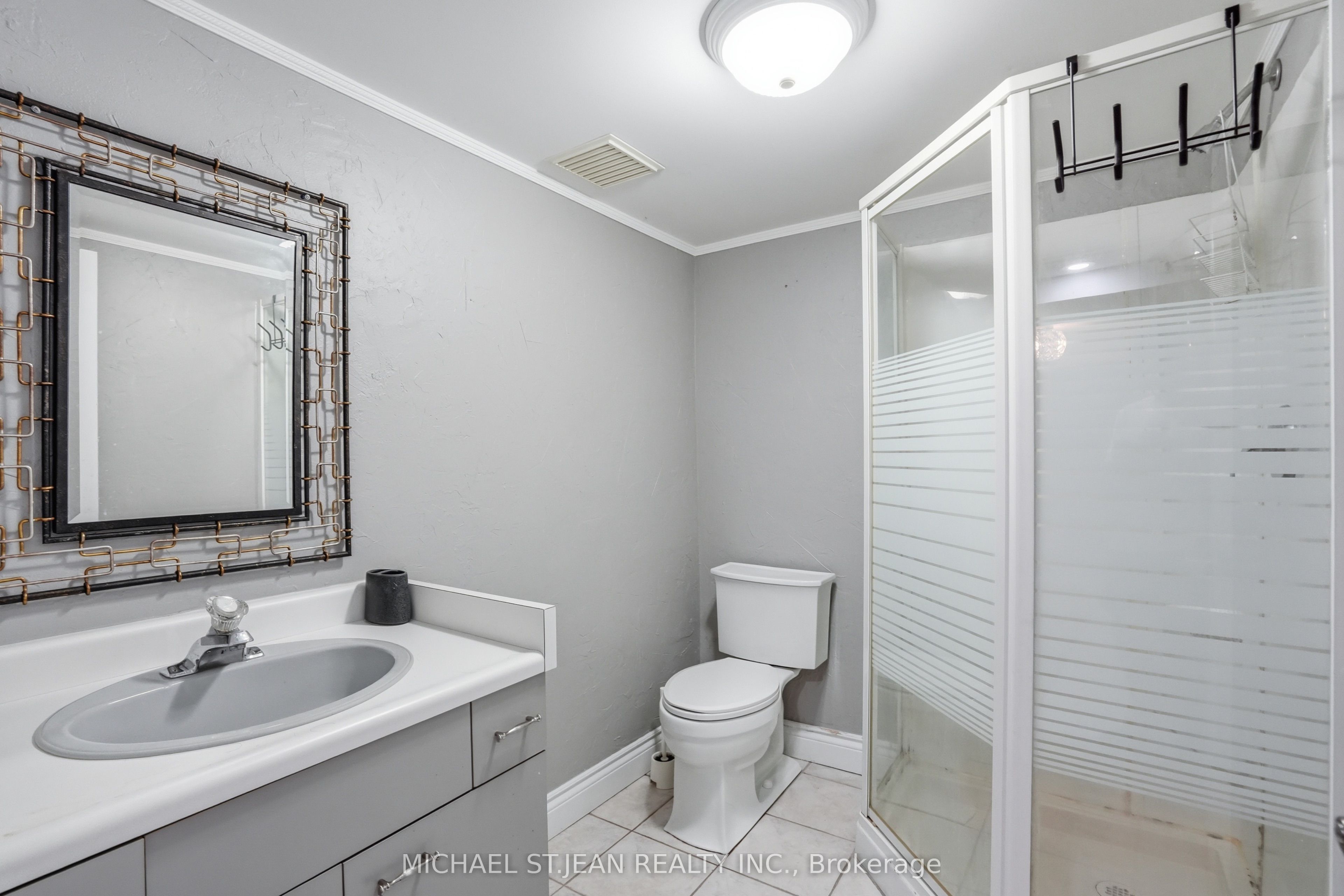 111 Aubrey Avenue Property Photo 42