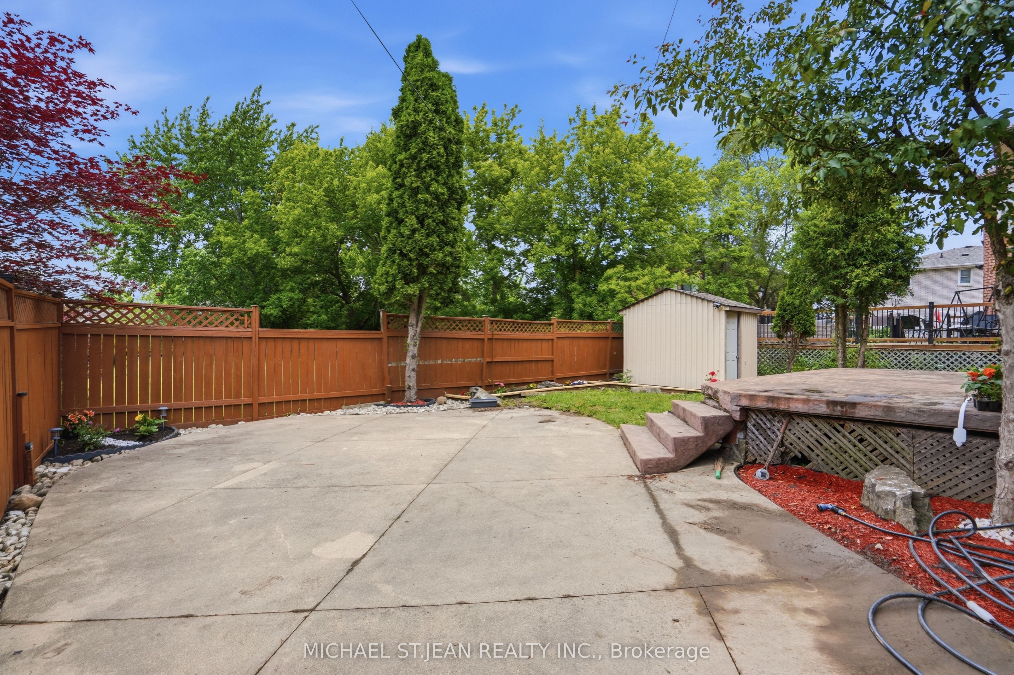 111 Aubrey Avenue Property Photo 45