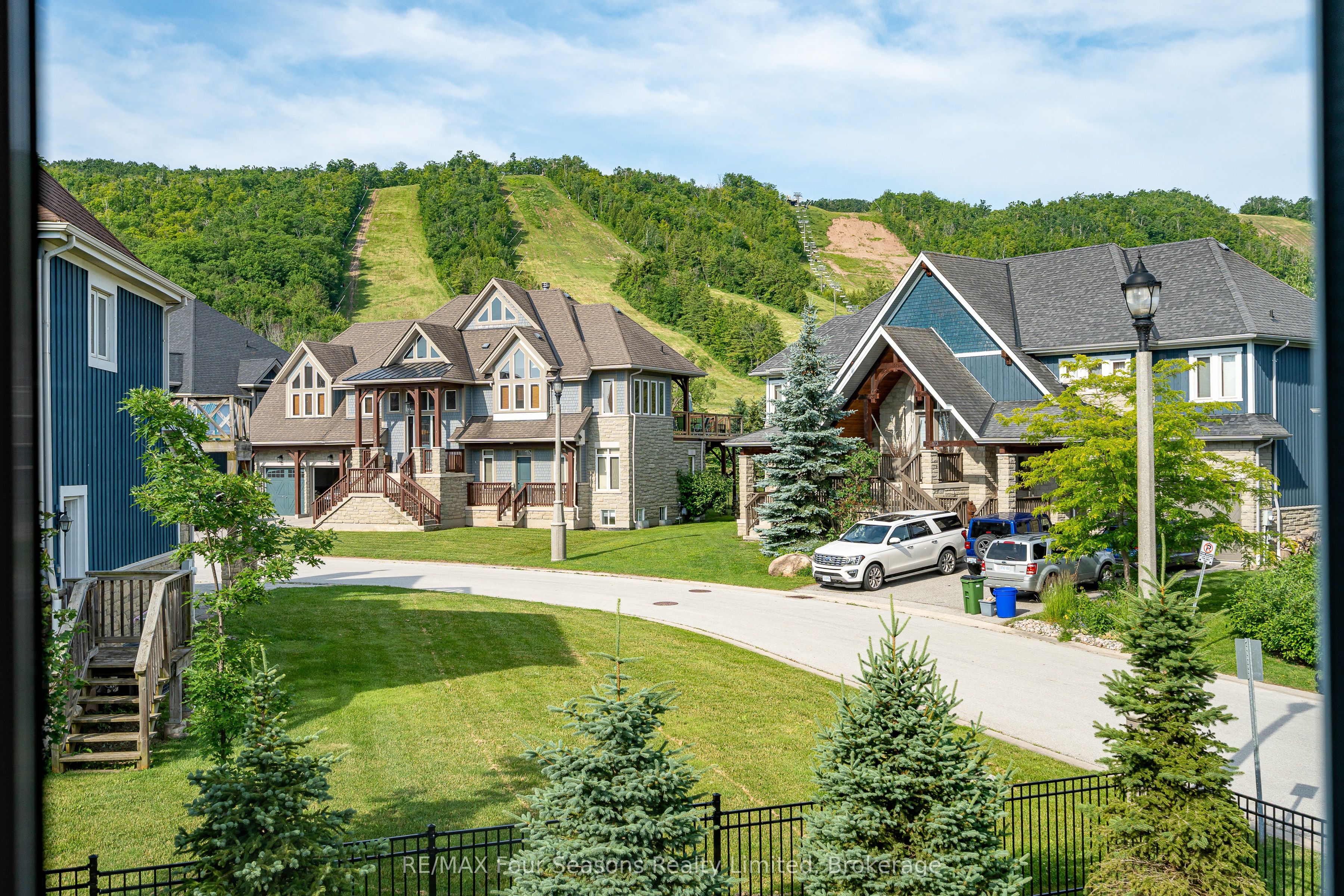 124 Birches Boulevard Property Photo 48