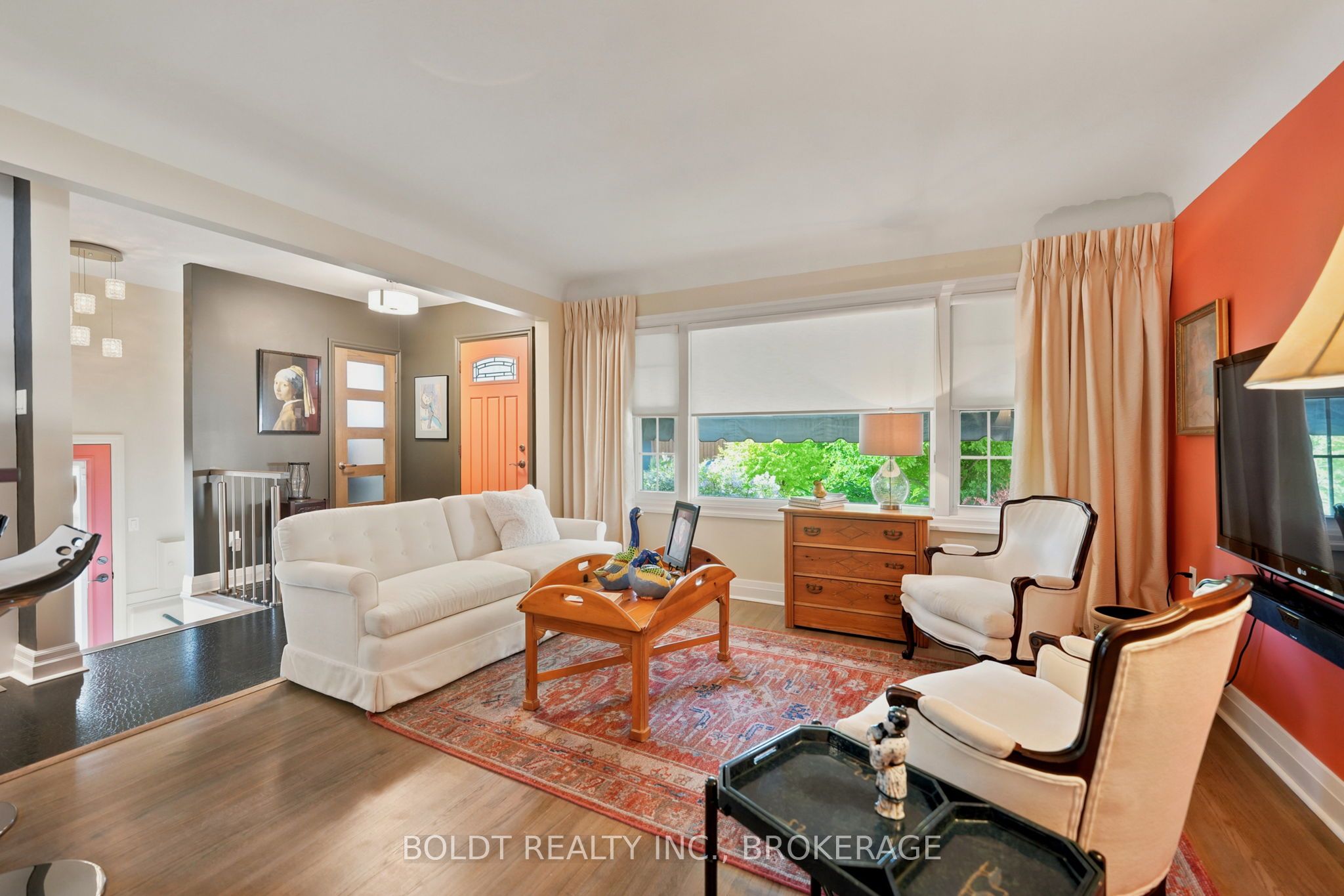 9 Woodgate Avenue Property Photo 6