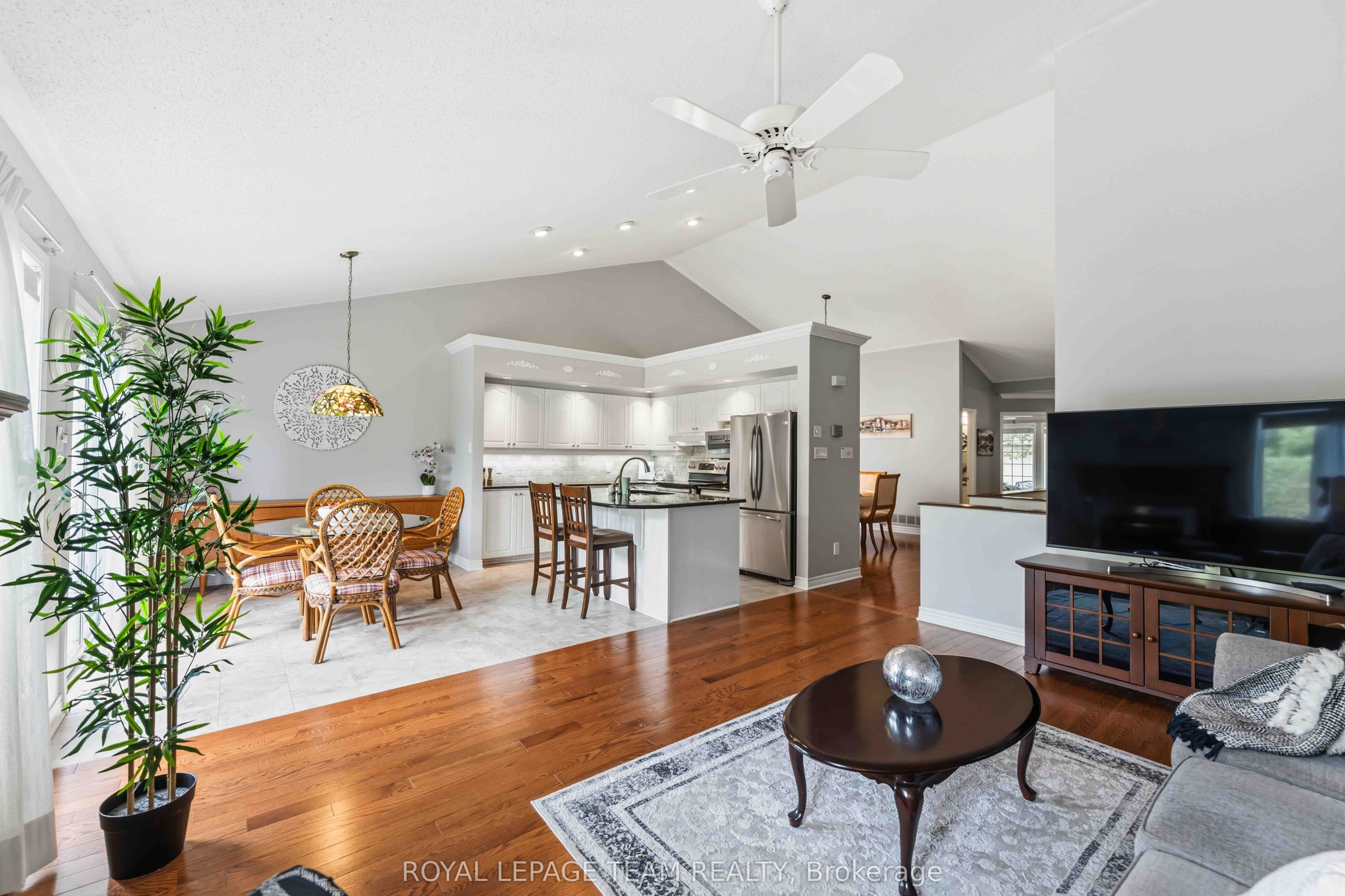 38 Settler's Ridge Way Property Photo 17