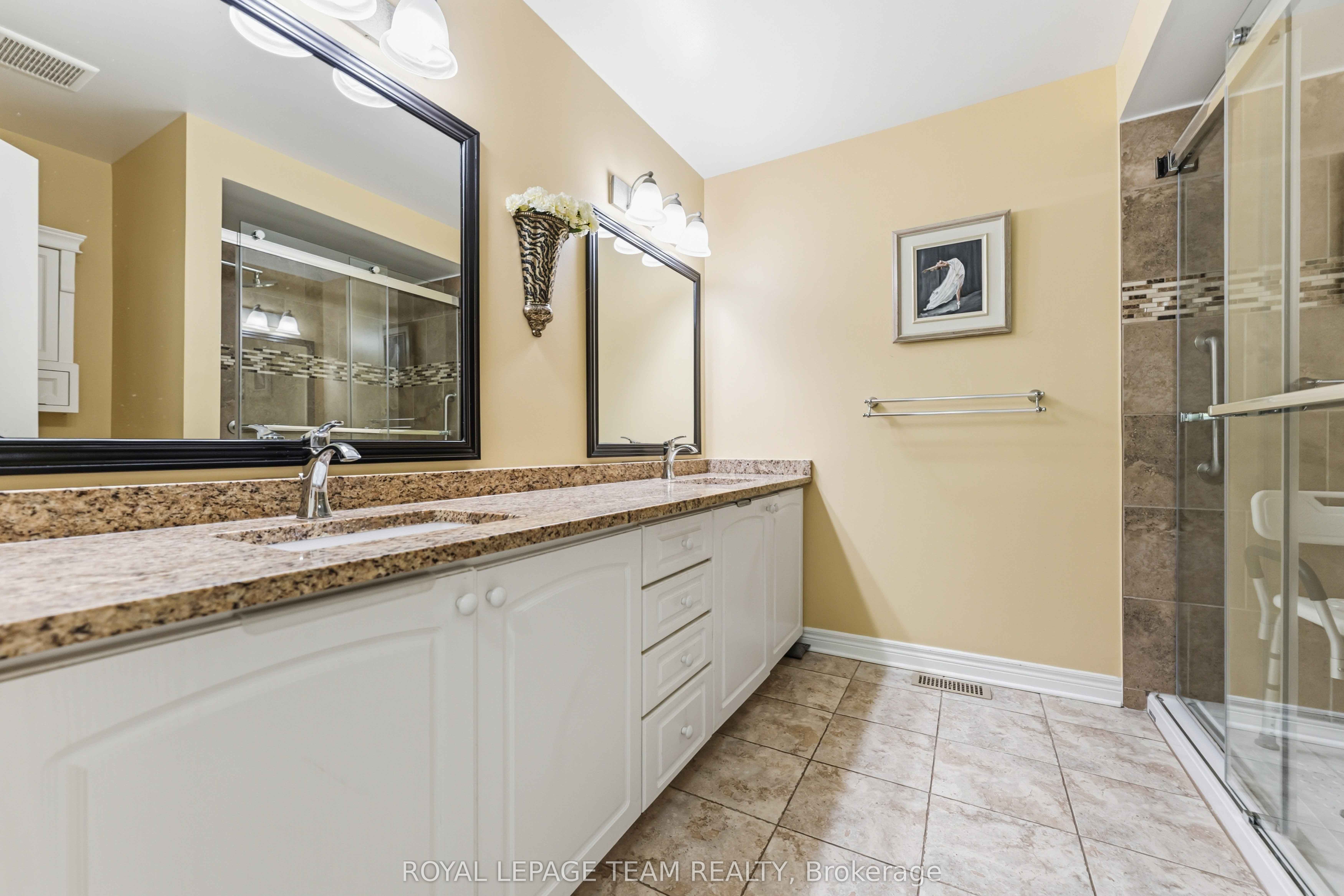38 Settler's Ridge Way Property Photo 29