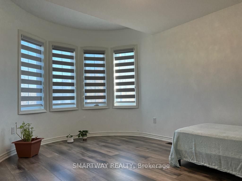 1127 Kennedy Drive Property Photo 27