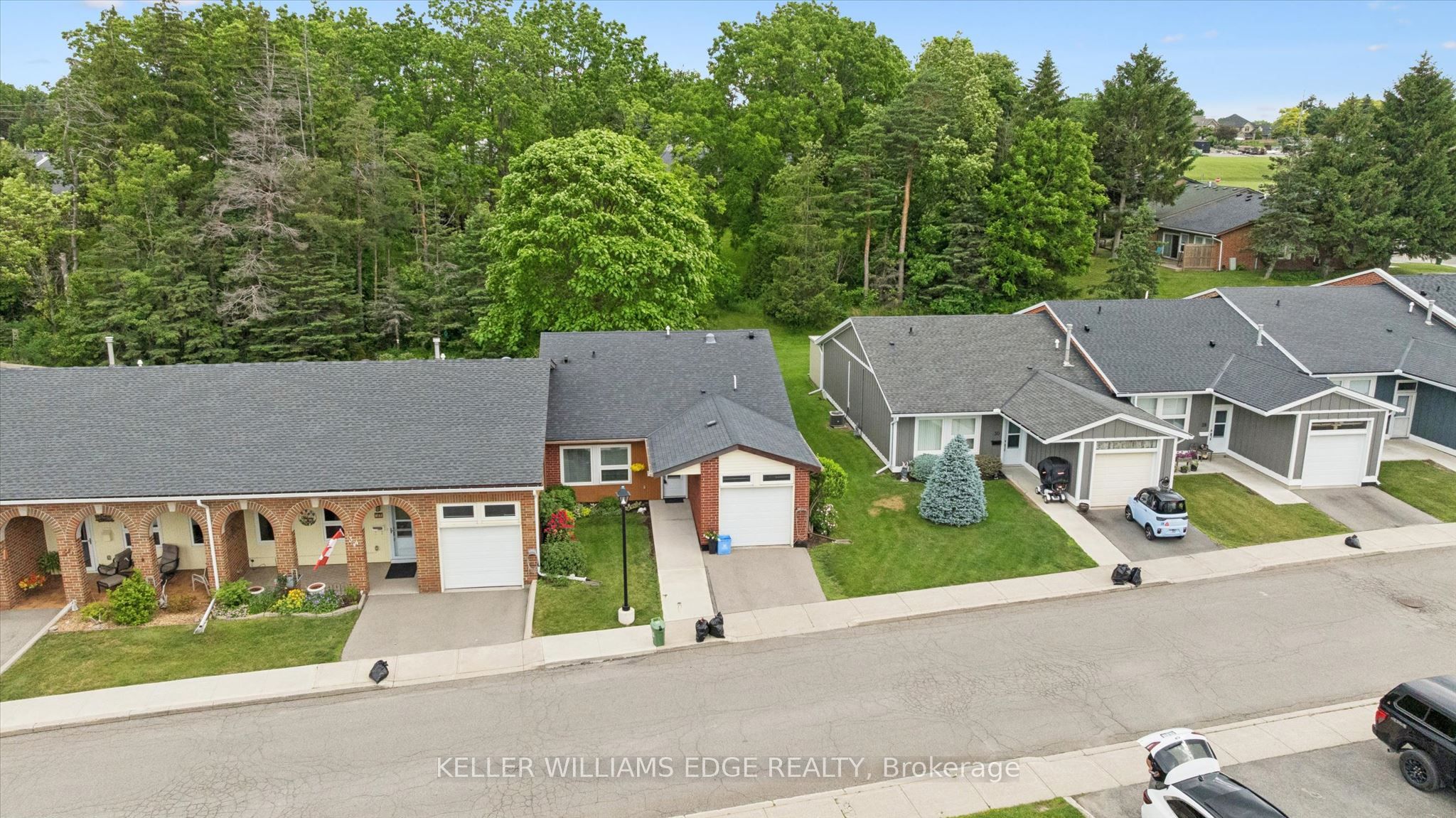 32 Cardinal Mindszenty Boulevard Property Photo 1