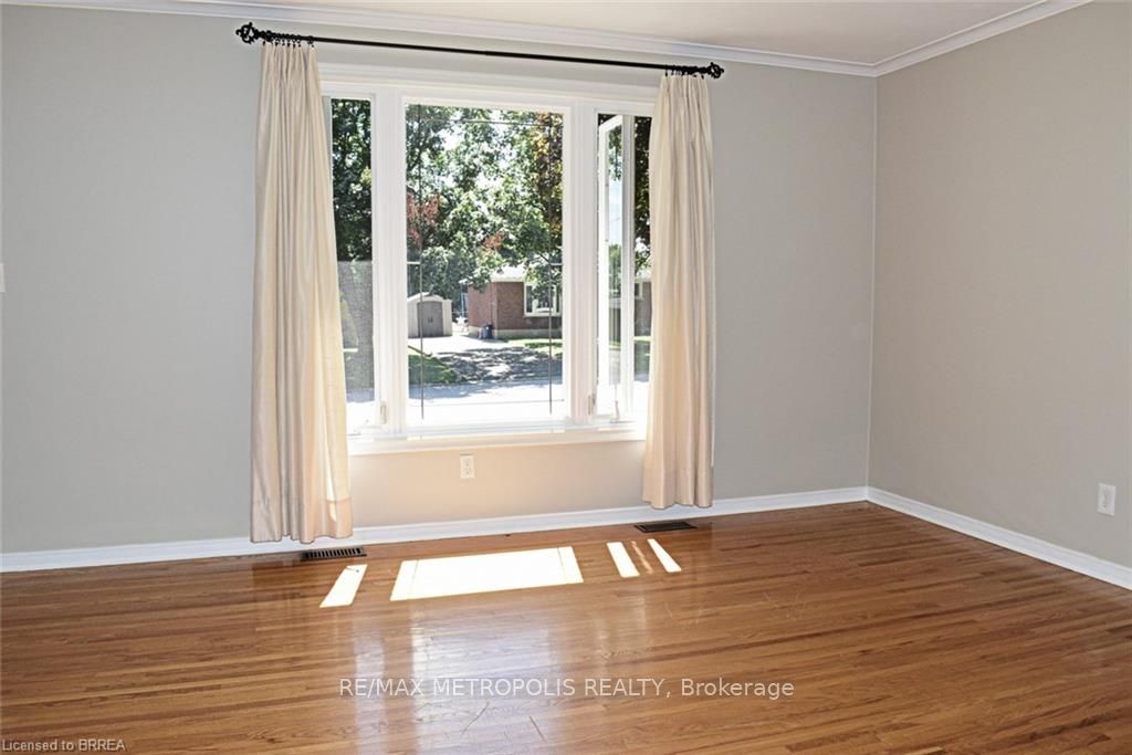5 Mccammon Street Upper Property Photo 6