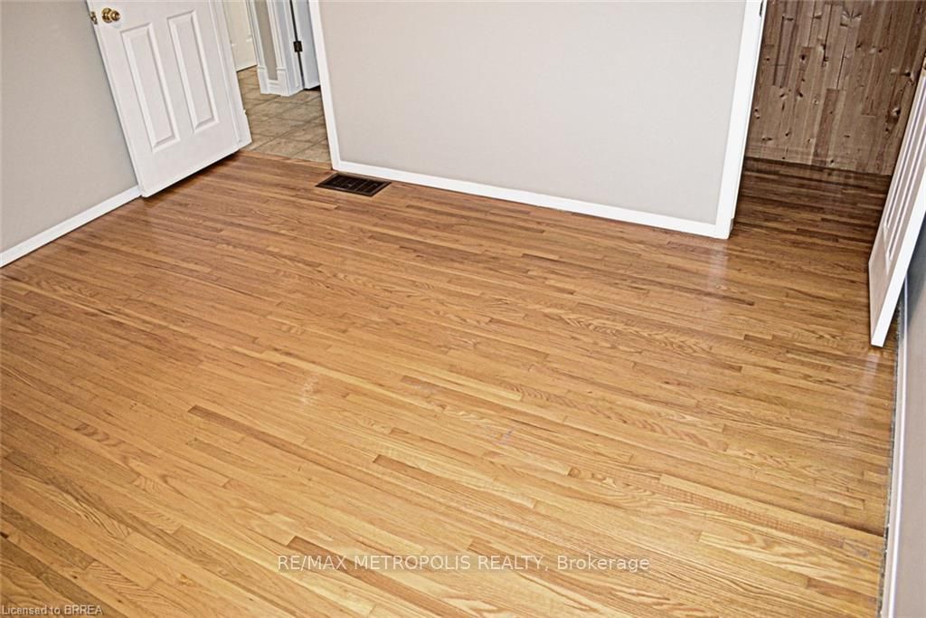 5 Mccammon Street Upper Property Photo 20