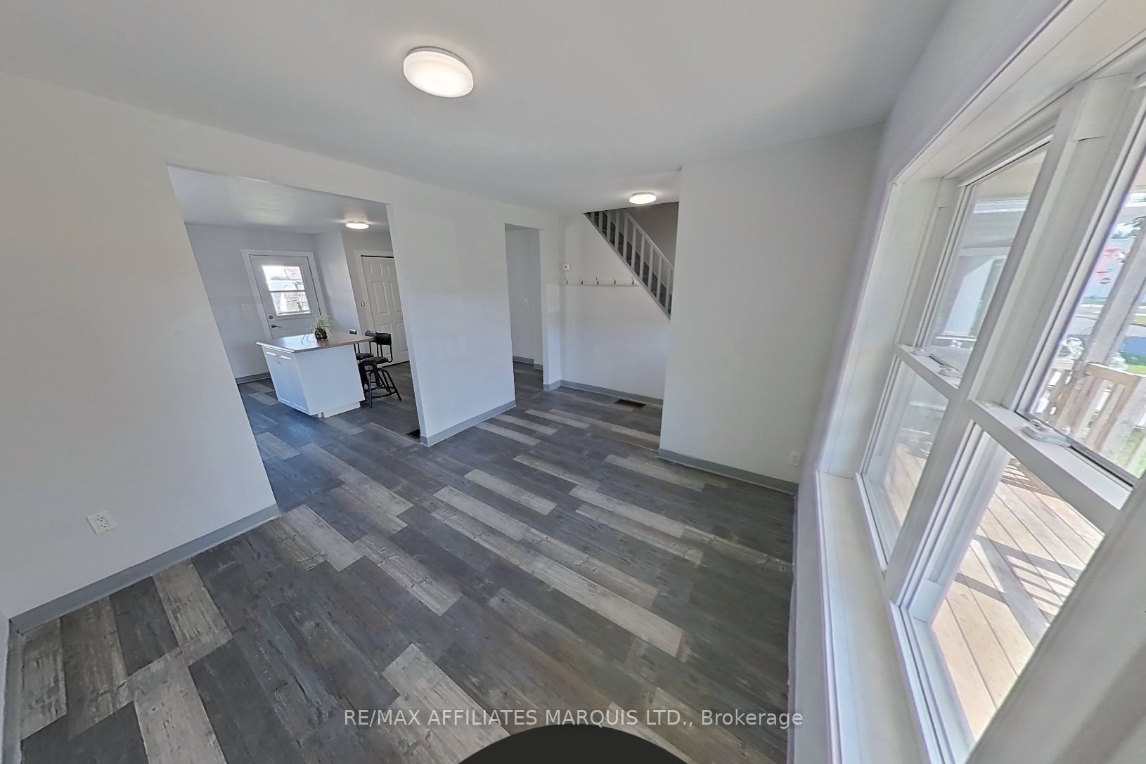 313 Guy Street Property Photo 8